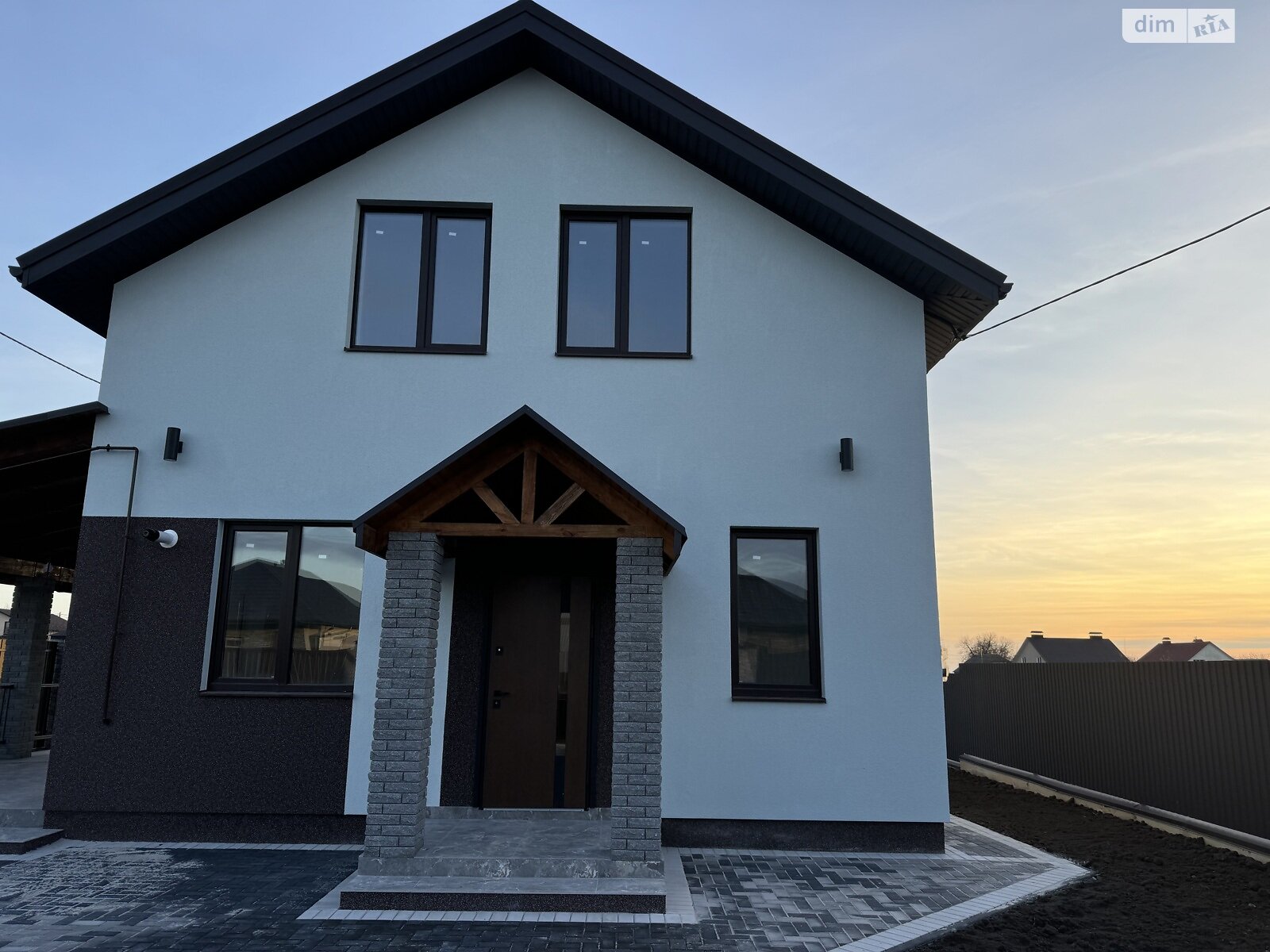 двоповерховий будинок, 99.2 кв. м, газобетон. Продаж у Зарванцях фото 1 двоповерховий будинок, 99.2 кв. м, газобетон. Продаж у Зарванцях фото 1