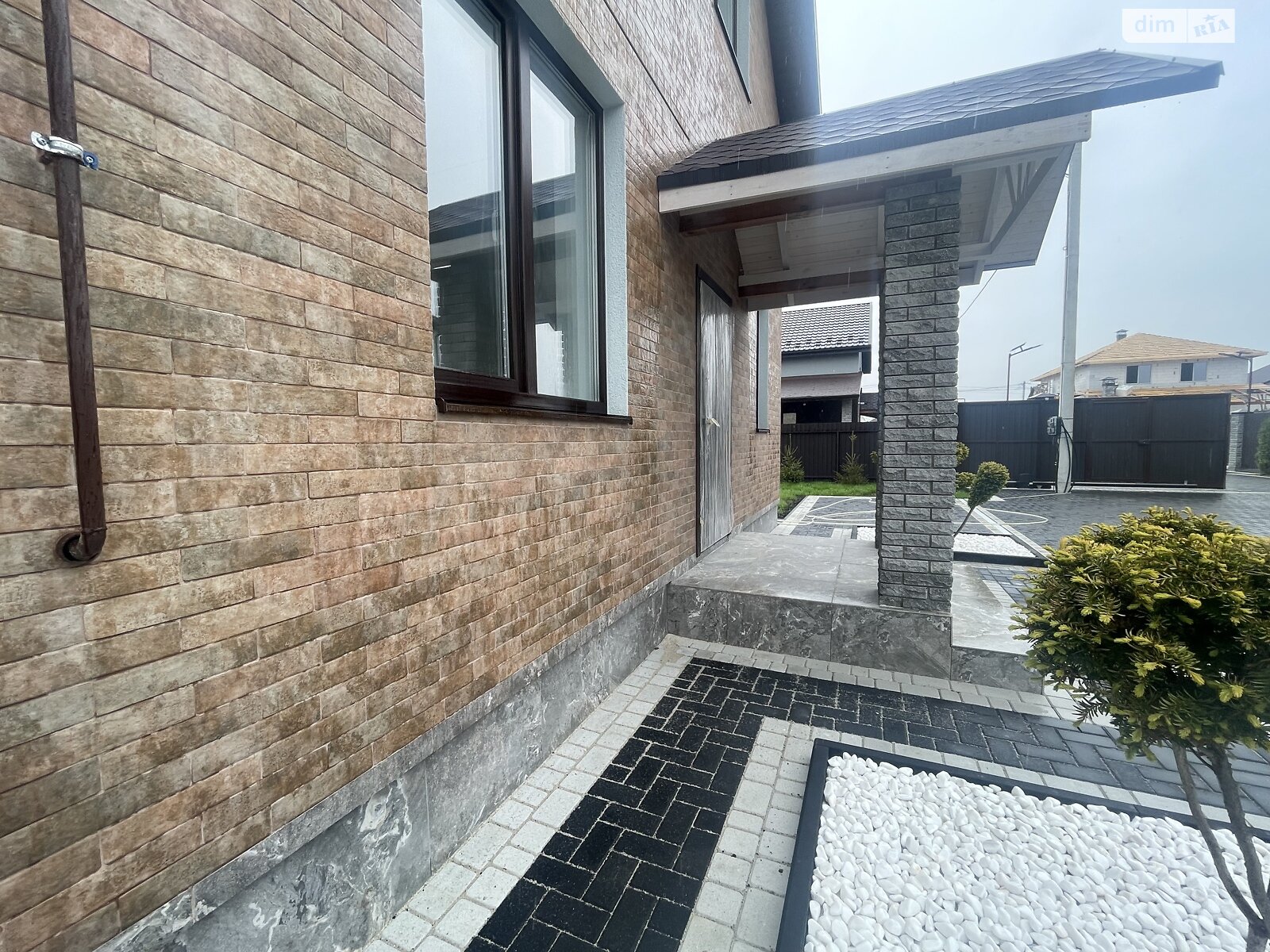 двоповерховий будинок, 6 кв. м, цегла. Продаж у Зарванцях фото 1 двоповерховий будинок, 6 кв. м, цегла. Продаж у Зарванцях фото 1
