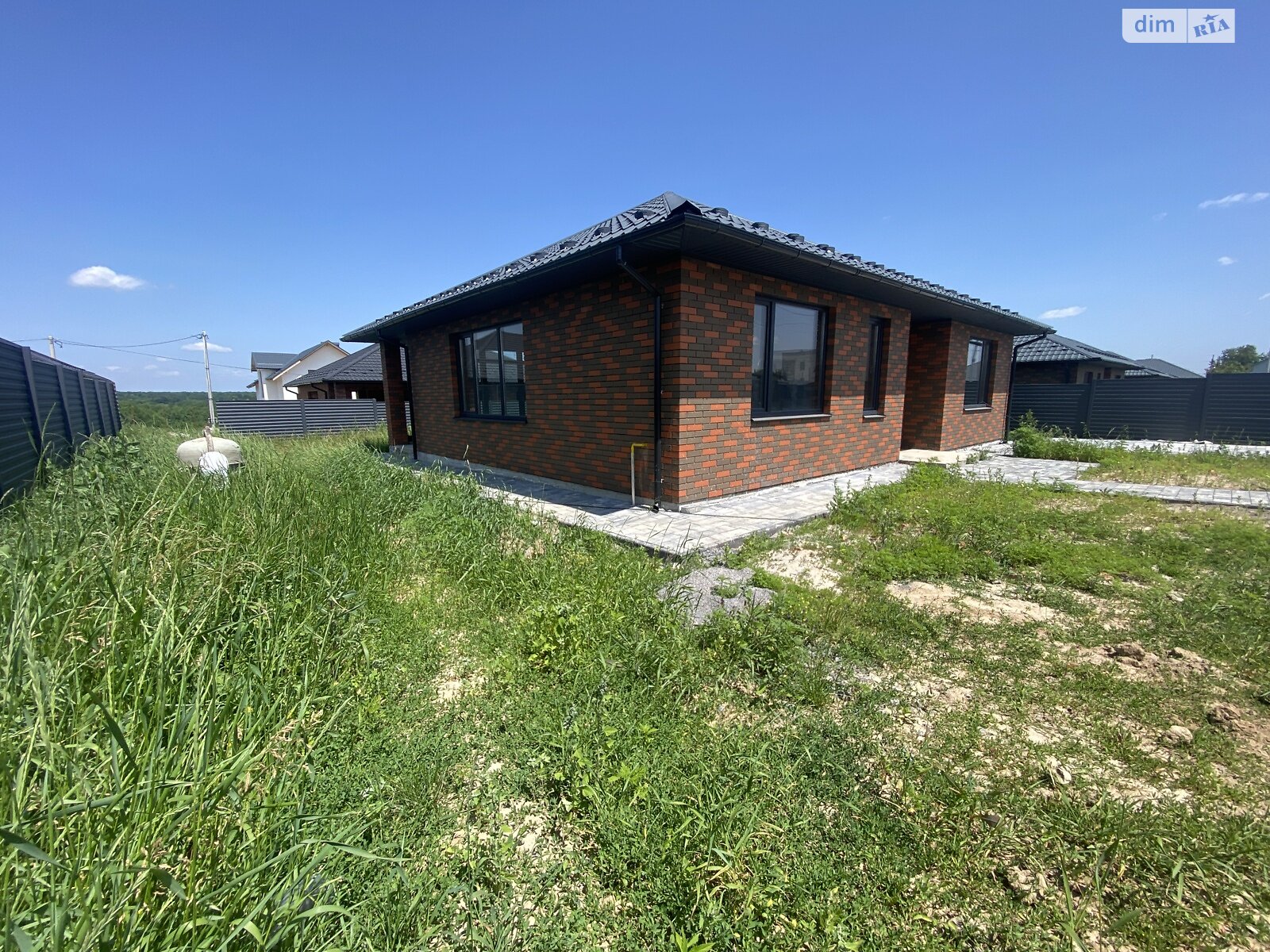 одноэтажный дом, 95 кв. м, кирпич. Продажа в Зарванцах фото 1 одноэтажный дом, 95 кв. м, кирпич. Продажа в Зарванцах фото 1