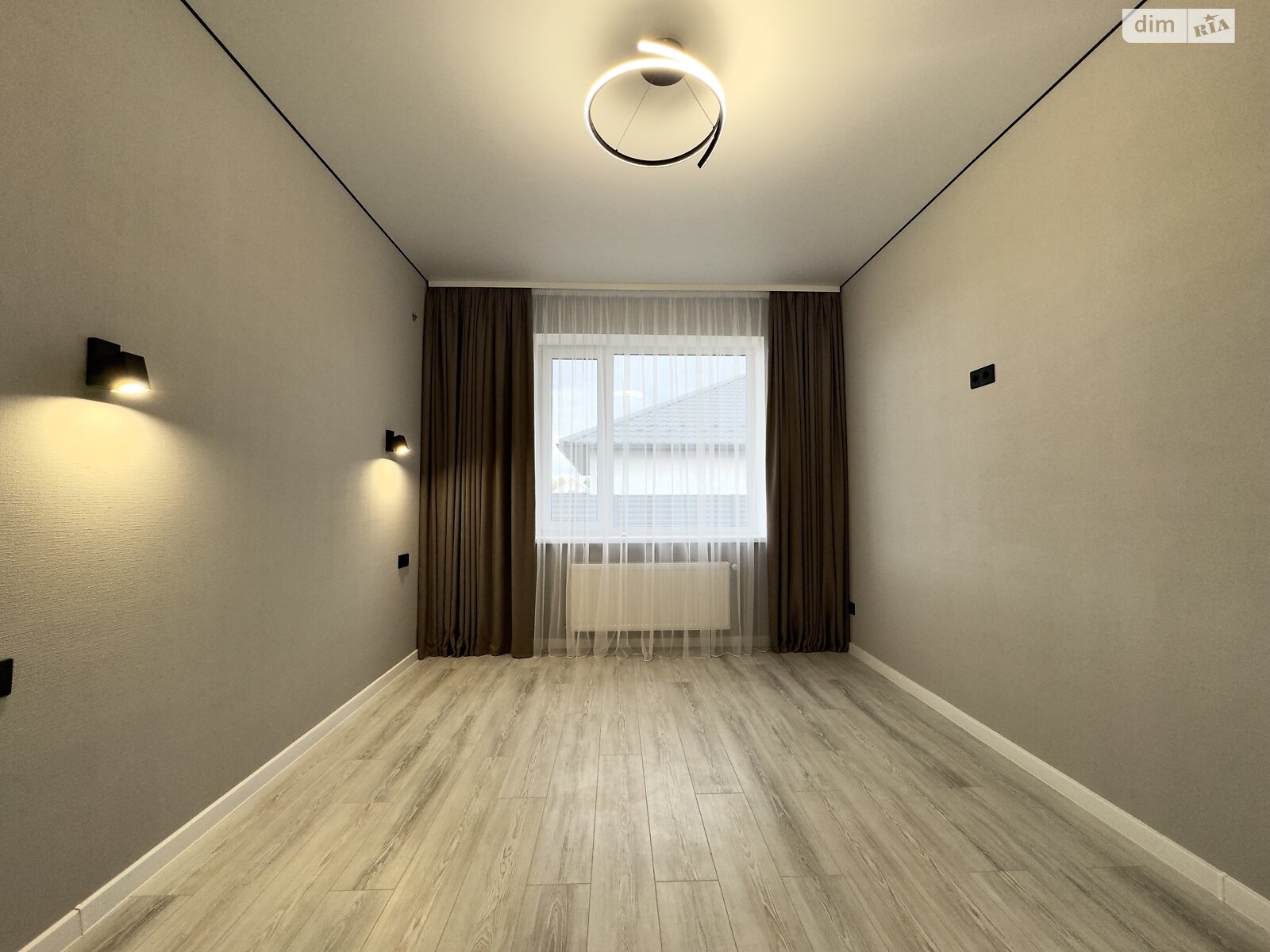 одноэтажный дом, 100 кв. м, кирпич. Продажа в Зарванцах фото 1 одноэтажный дом, 100 кв. м, кирпич. Продажа в Зарванцах фото 1