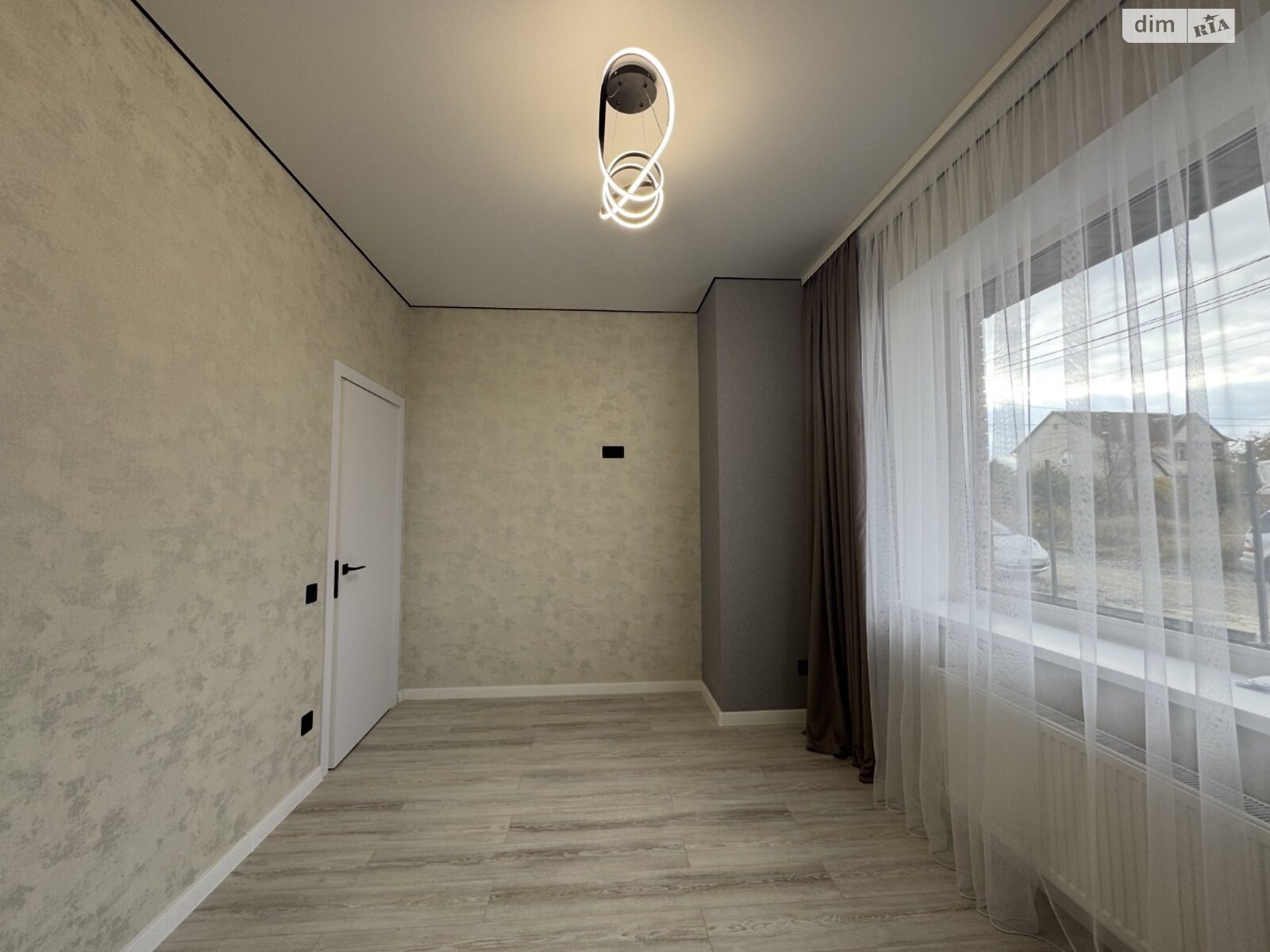 одноэтажный дом, 100 кв. м, кирпич. Продажа в Зарванцах фото 1 одноэтажный дом, 100 кв. м, кирпич. Продажа в Зарванцах фото 1