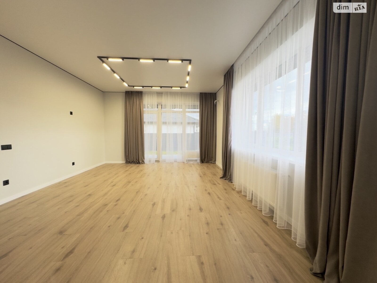 одноэтажный дом, 100 кв. м, кирпич. Продажа в Зарванцах фото 1 одноэтажный дом, 100 кв. м, кирпич. Продажа в Зарванцах фото 1