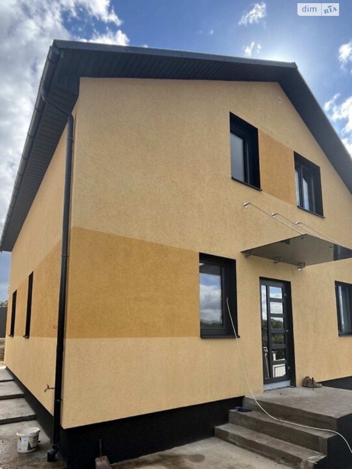 двухэтажный дом, 123 кв. м, кирпич. Продажа в Зарванцах фото 1