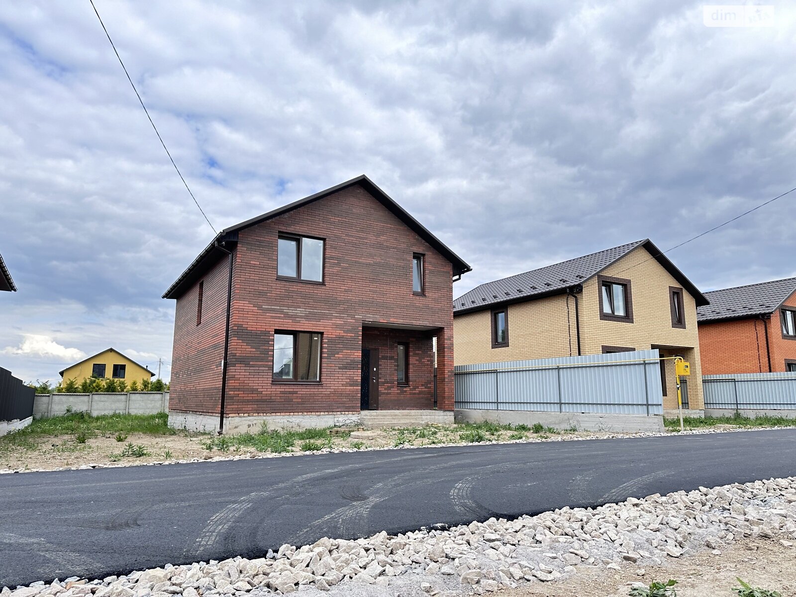 двухэтажный дом, 125 кв. м, кирпич. Продажа в Зарванцах фото 1 двухэтажный дом, 125 кв. м, кирпич. Продажа в Зарванцах фото 1