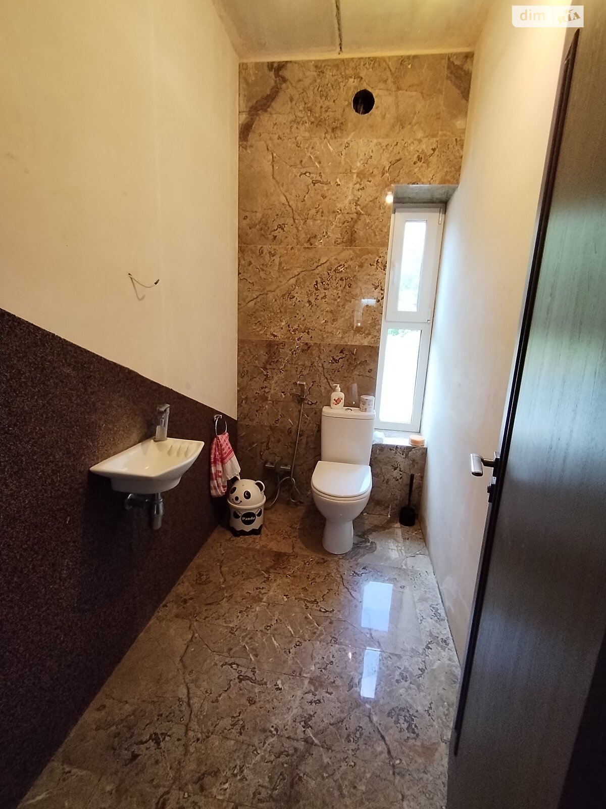 двухэтажный дом с верандой, 140 кв. м, кирпич. Продажа в Зарванцах фото 1 двухэтажный дом с верандой, 140 кв. м, кирпич. Продажа в Зарванцах фото 1