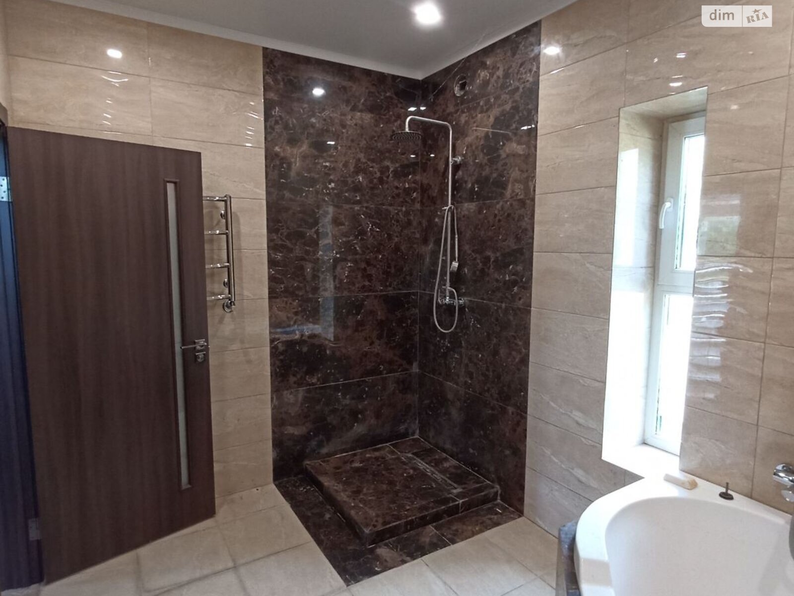 двухэтажный дом, 140 кв. м, кирпич. Продажа в Зарванцах фото 1 двухэтажный дом, 140 кв. м, кирпич. Продажа в Зарванцах фото 1