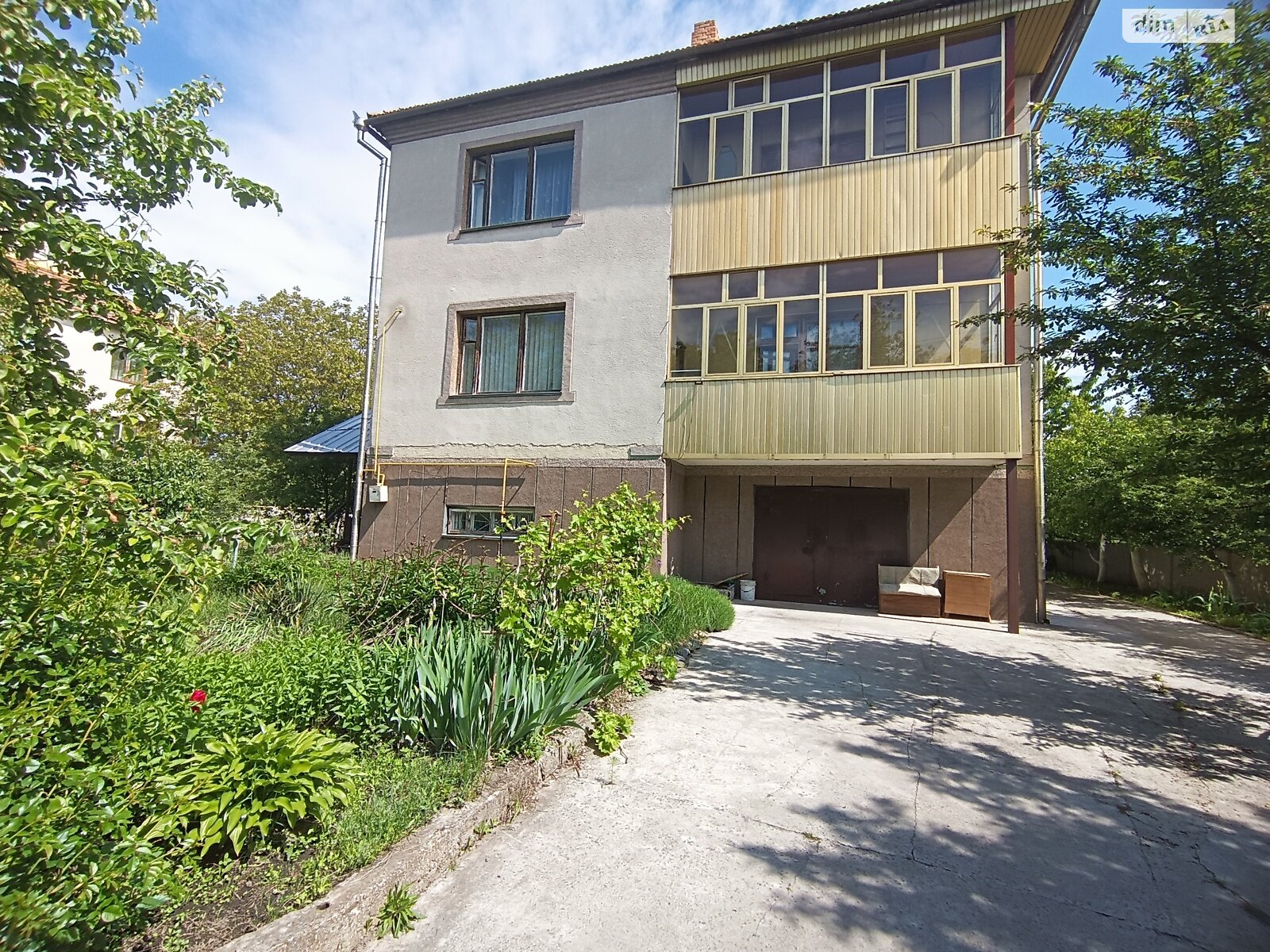 двоповерховий будинок, 275 кв. м, цегла. Продаж у Зарванцях фото 1 двоповерховий будинок, 275 кв. м, цегла. Продаж у Зарванцях фото 1