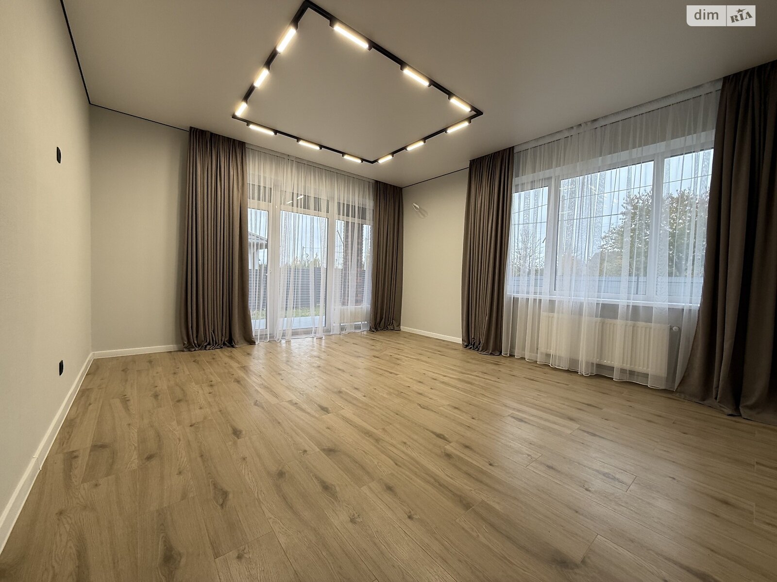 одноэтажный дом, 100 кв. м, кирпич. Продажа в Зарванцах фото 1 одноэтажный дом, 100 кв. м, кирпич. Продажа в Зарванцах фото 1