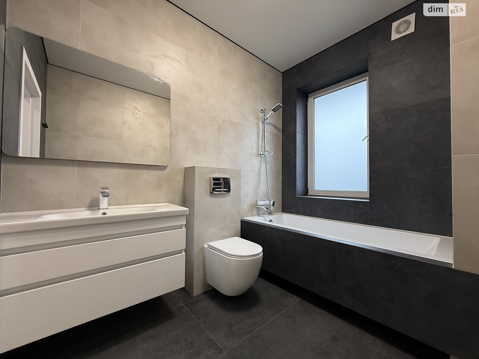 одноэтажный дом, 100 кв. м, кирпич. Продажа в Зарванцах фото 1 одноэтажный дом, 100 кв. м, кирпич. Продажа в Зарванцах фото 1