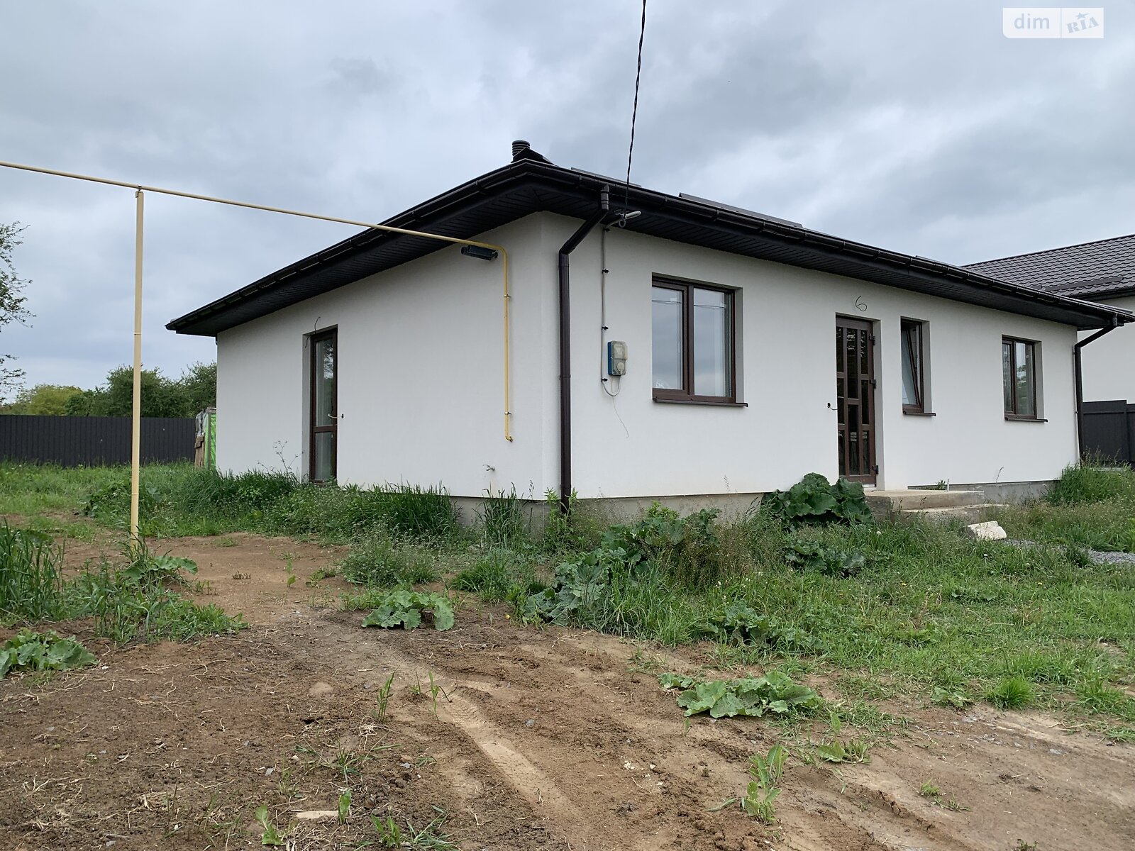 одноэтажный дом с отоплением, 96 кв. м, кирпич. Продажа в Зарванцах фото 1 одноэтажный дом с отоплением, 96 кв. м, кирпич. Продажа в Зарванцах фото 1