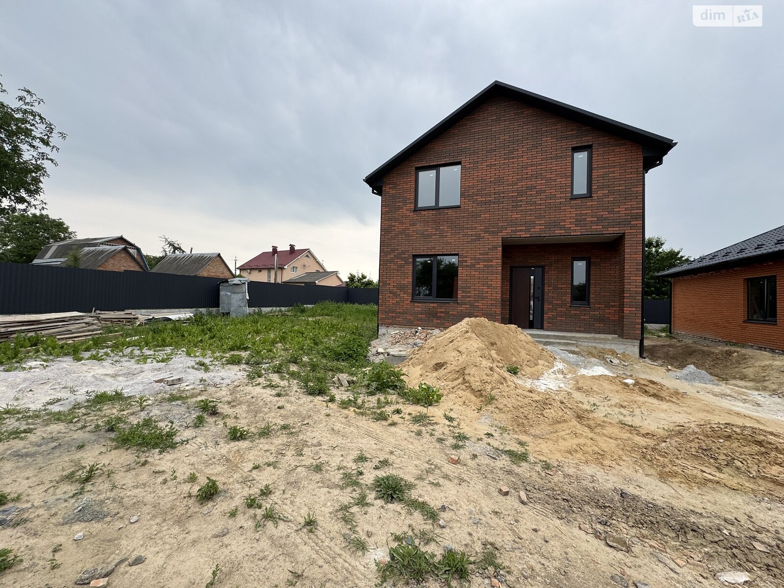 двухэтажный дом, 125 кв. м, кирпич. Продажа в Зарванцах фото 1 двухэтажный дом, 125 кв. м, кирпич. Продажа в Зарванцах фото 1