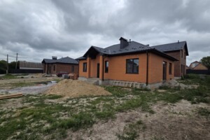 одноэтажный дом, 105 кв. м, кирпич. Продажа в Зарванцах фото 2