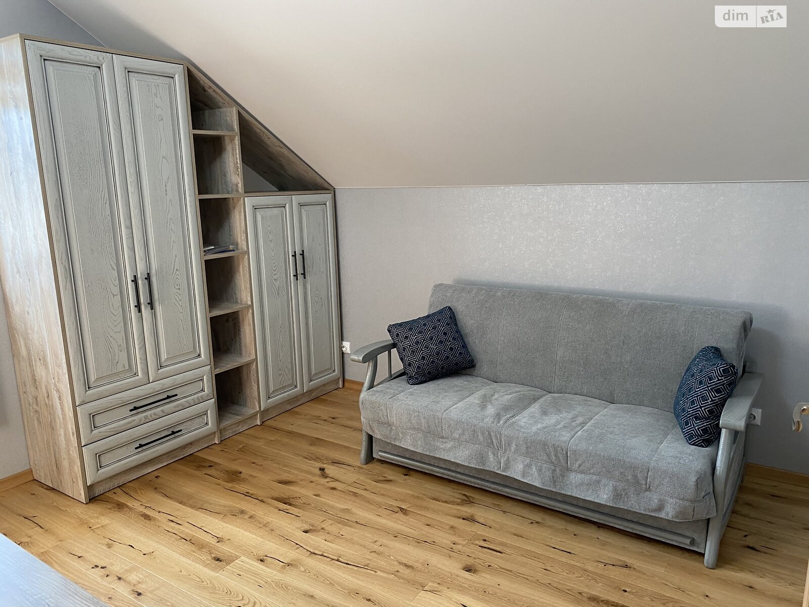 двухэтажный дом с мебелью, 110 кв. м, газобетон. Продажа в Зарванцах фото 1 двухэтажный дом с мебелью, 110 кв. м, газобетон. Продажа в Зарванцах фото 1