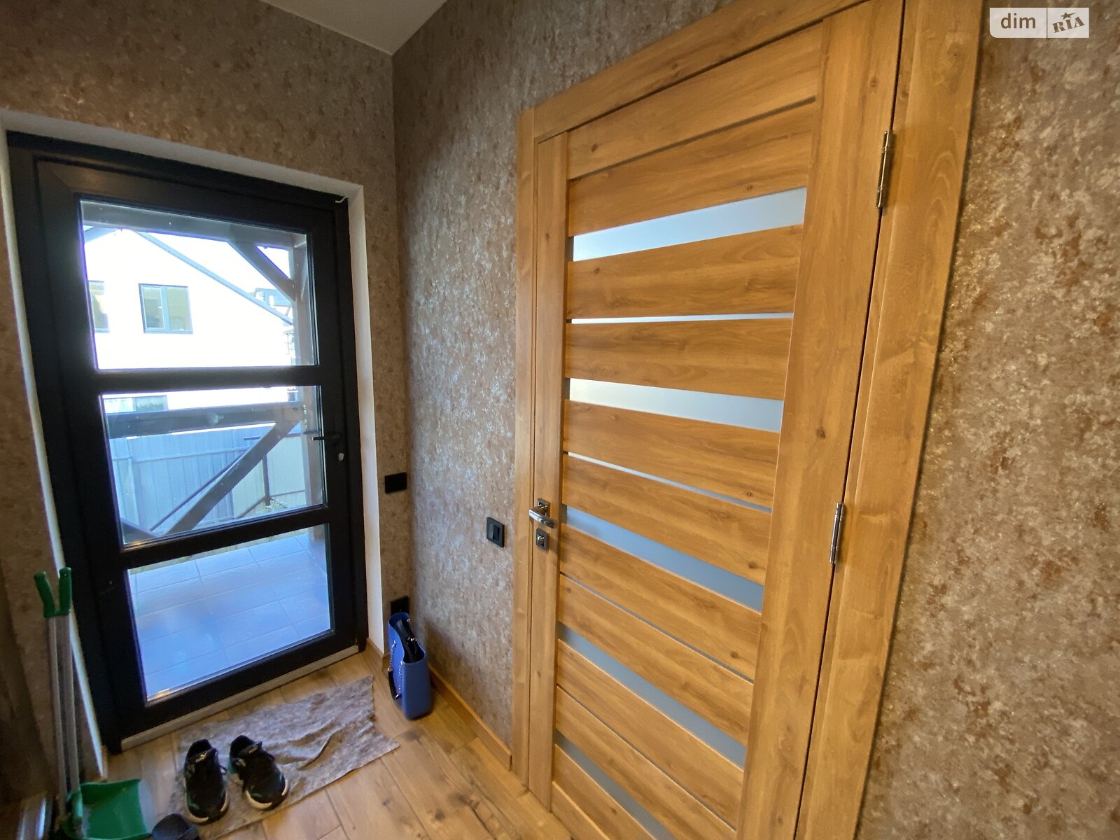 двухэтажный дом с мебелью, 110 кв. м, газобетон. Продажа в Зарванцах фото 1 двухэтажный дом с мебелью, 110 кв. м, газобетон. Продажа в Зарванцах фото 1