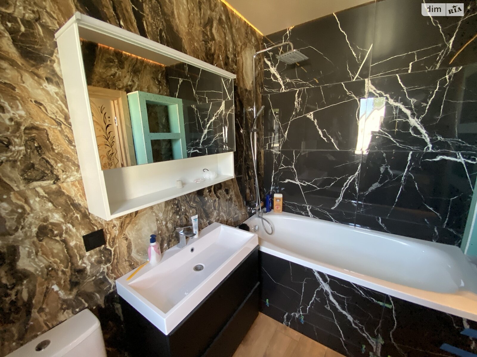 двухэтажный дом с мебелью, 110 кв. м, газобетон. Продажа в Зарванцах фото 1 двухэтажный дом с мебелью, 110 кв. м, газобетон. Продажа в Зарванцах фото 1