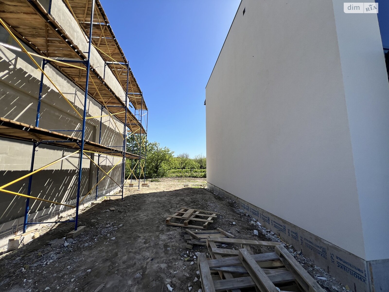 двоповерховий будинок з гаражем, 180 кв. м, цегла. Продаж у Зарванцях фото 1 двоповерховий будинок з гаражем, 180 кв. м, цегла. Продаж у Зарванцях фото 1