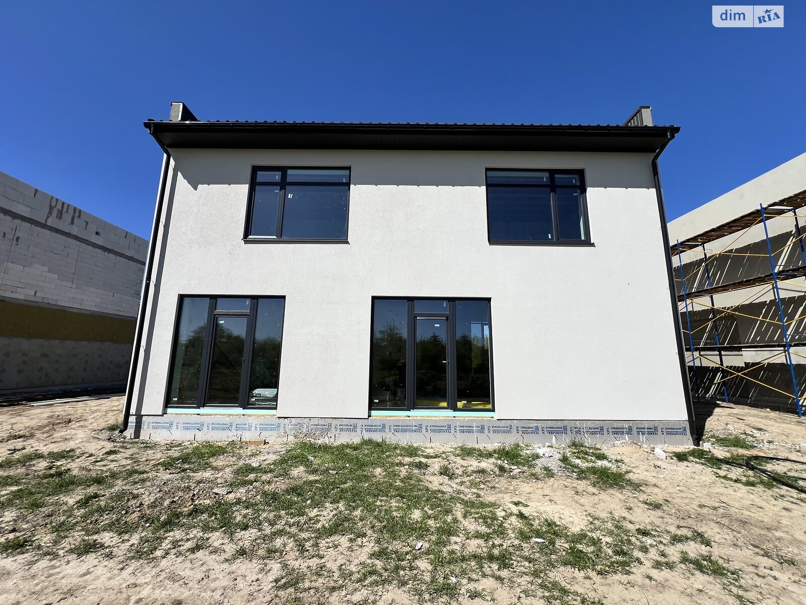 двоповерховий будинок з гаражем, 180 кв. м, цегла. Продаж у Зарванцях фото 1 двоповерховий будинок з гаражем, 180 кв. м, цегла. Продаж у Зарванцях фото 1