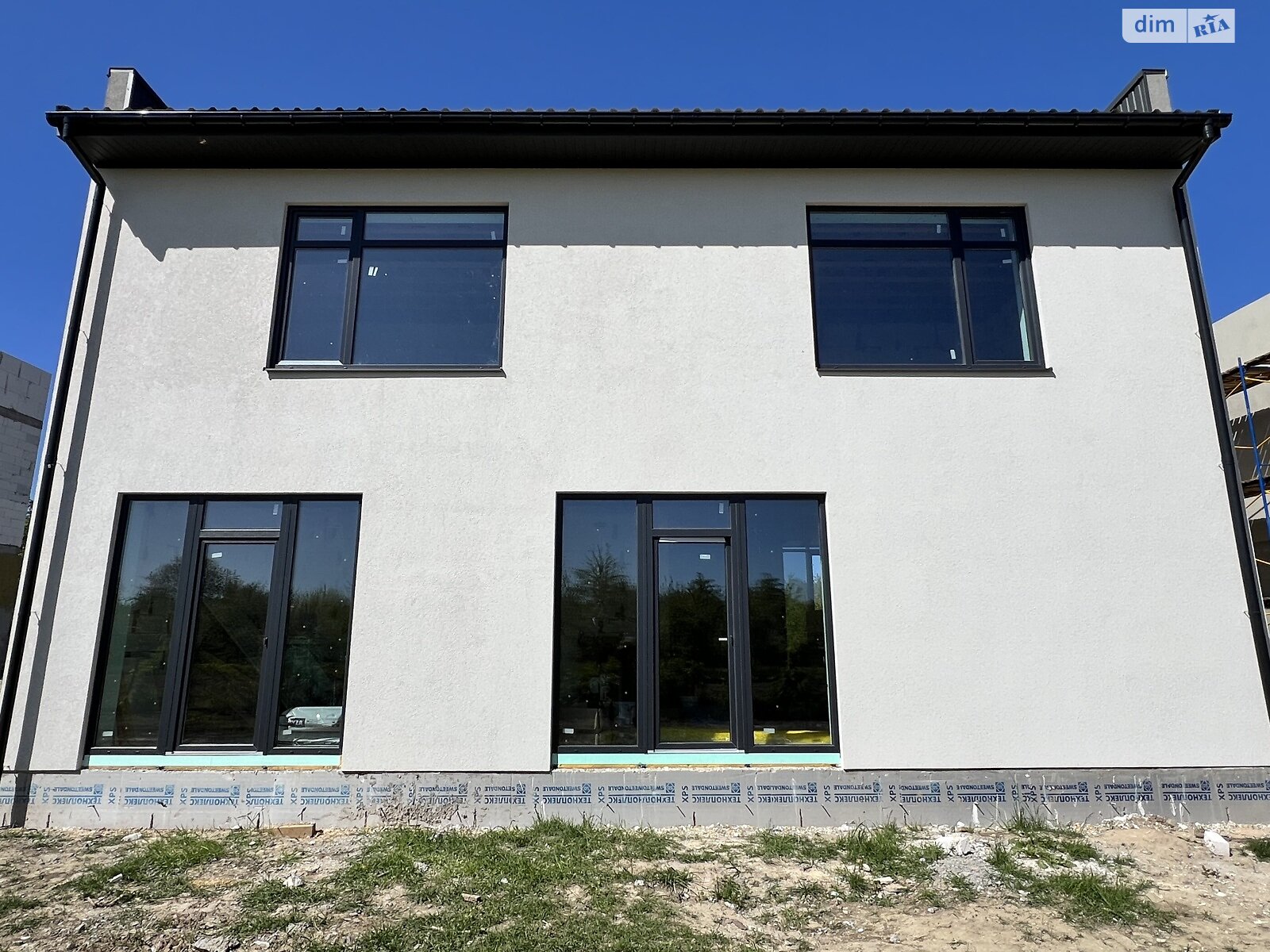 двоповерховий будинок з гаражем, 180 кв. м, цегла. Продаж у Зарванцях фото 1 двоповерховий будинок з гаражем, 180 кв. м, цегла. Продаж у Зарванцях фото 1