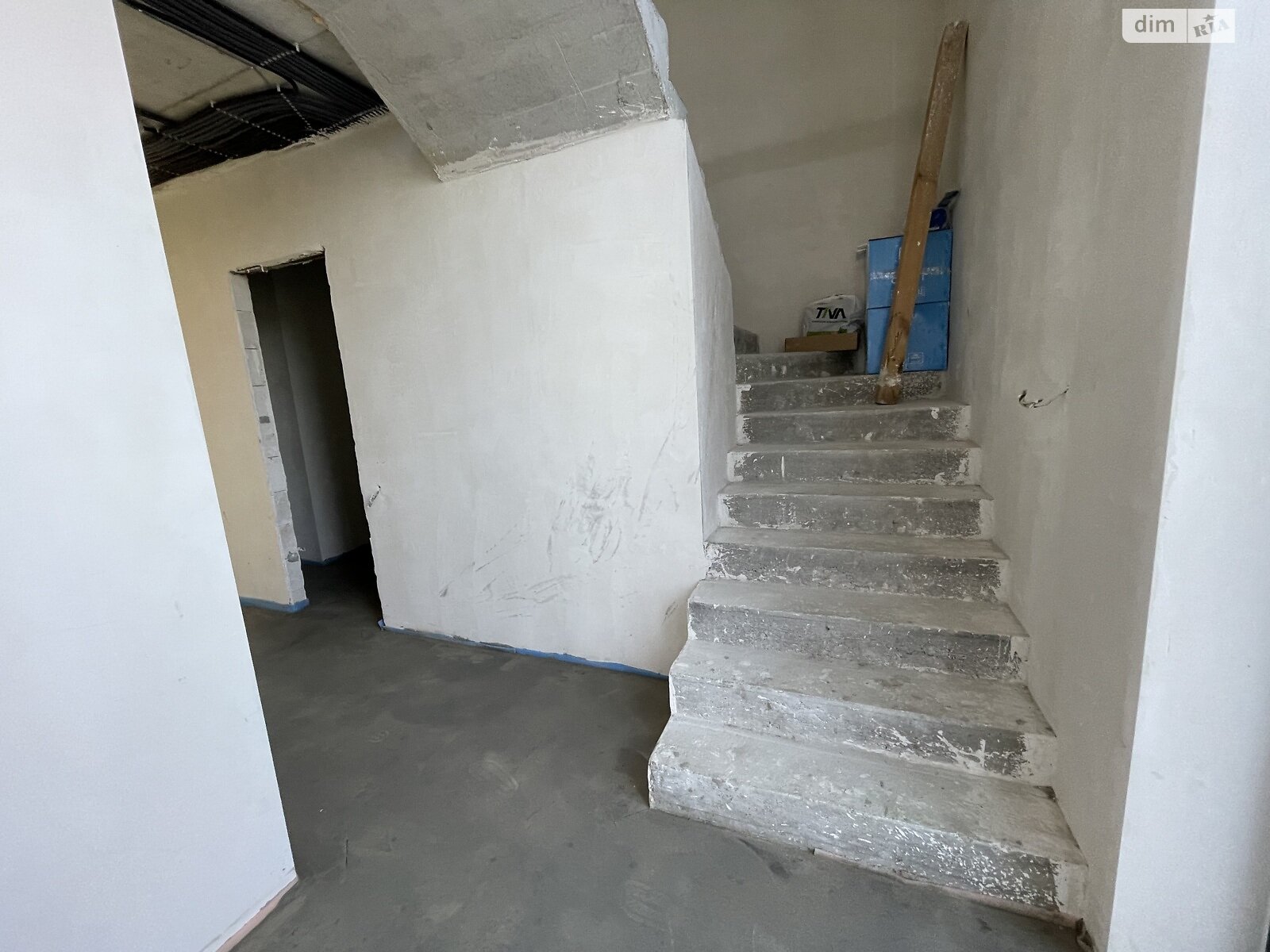 двоповерховий будинок з гаражем, 180 кв. м, газобетон. Продаж у Зарванцях фото 1 двоповерховий будинок з гаражем, 180 кв. м, газобетон. Продаж у Зарванцях фото 1