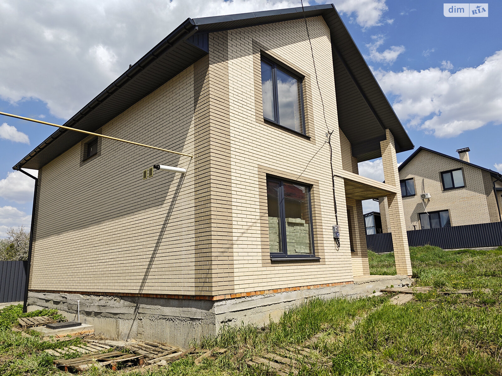 двухэтажный дом с балконом, 134.8 кв. м, кирпич. Продажа в Зарванцах фото 1 двухэтажный дом с балконом, 134.8 кв. м, кирпич. Продажа в Зарванцах фото 1