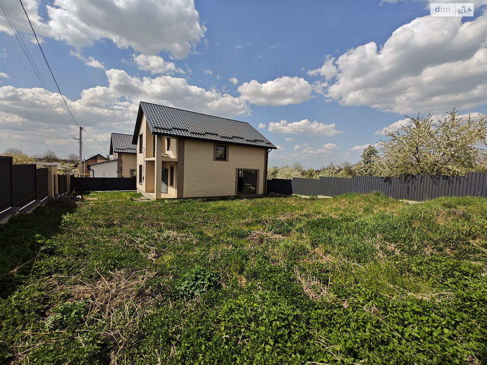 двухэтажный дом с балконом, 134.8 кв. м, кирпич. Продажа в Зарванцах фото 1 двухэтажный дом с балконом, 134.8 кв. м, кирпич. Продажа в Зарванцах фото 1