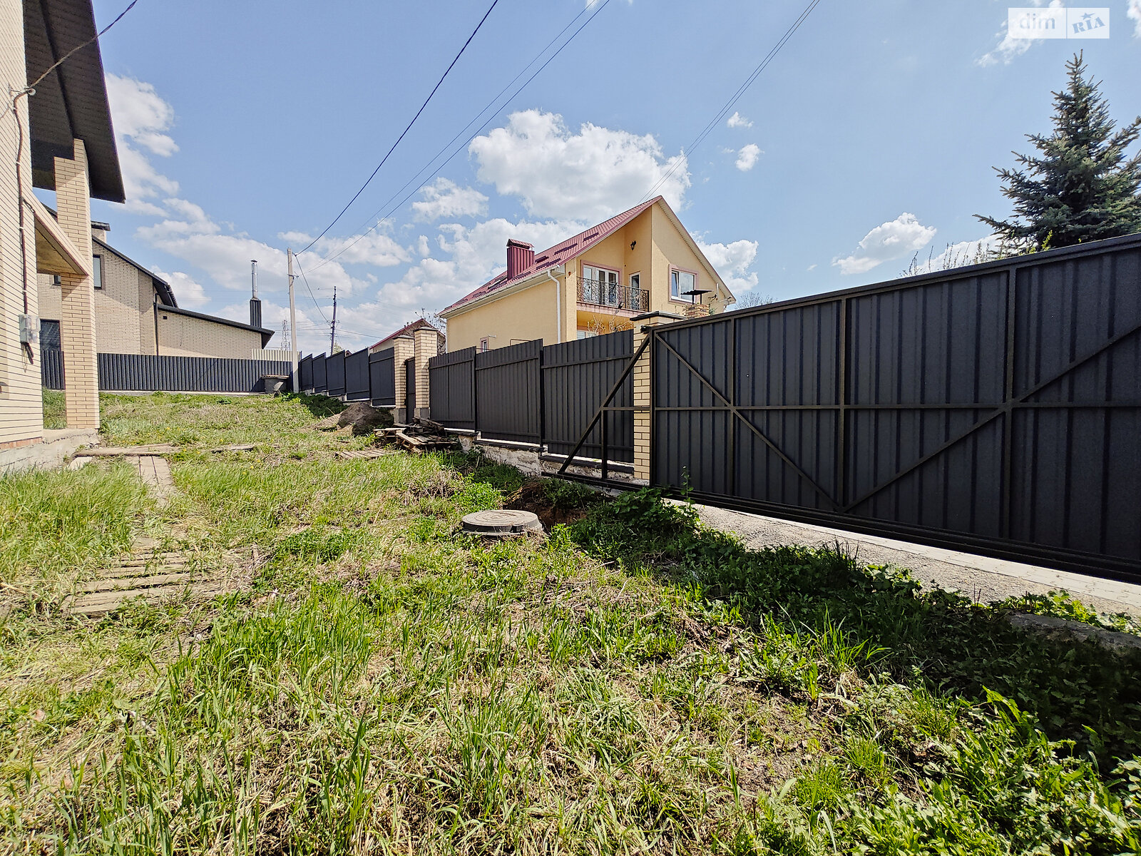 двухэтажный дом с балконом, 134.8 кв. м, кирпич. Продажа в Зарванцах фото 1 двухэтажный дом с балконом, 134.8 кв. м, кирпич. Продажа в Зарванцах фото 1