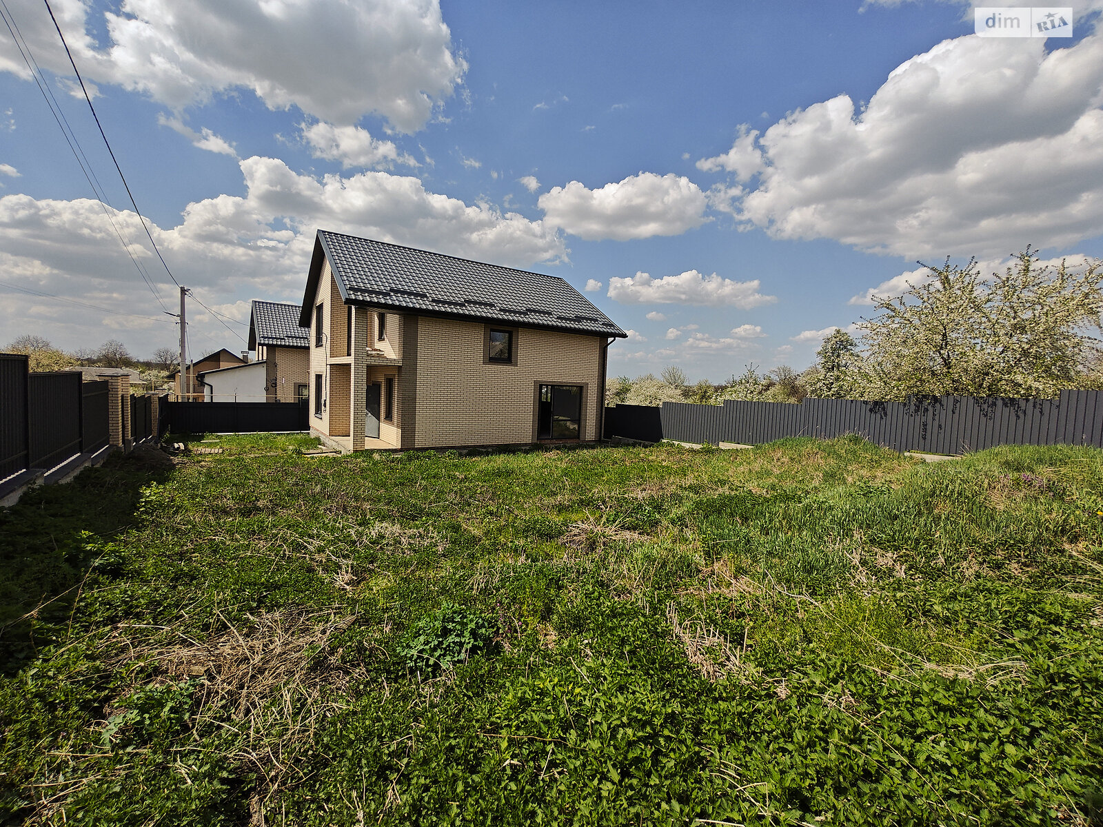 двухэтажный дом с балконом, 134.8 кв. м, кирпич. Продажа в Зарванцах фото 1 двухэтажный дом с балконом, 134.8 кв. м, кирпич. Продажа в Зарванцах фото 1