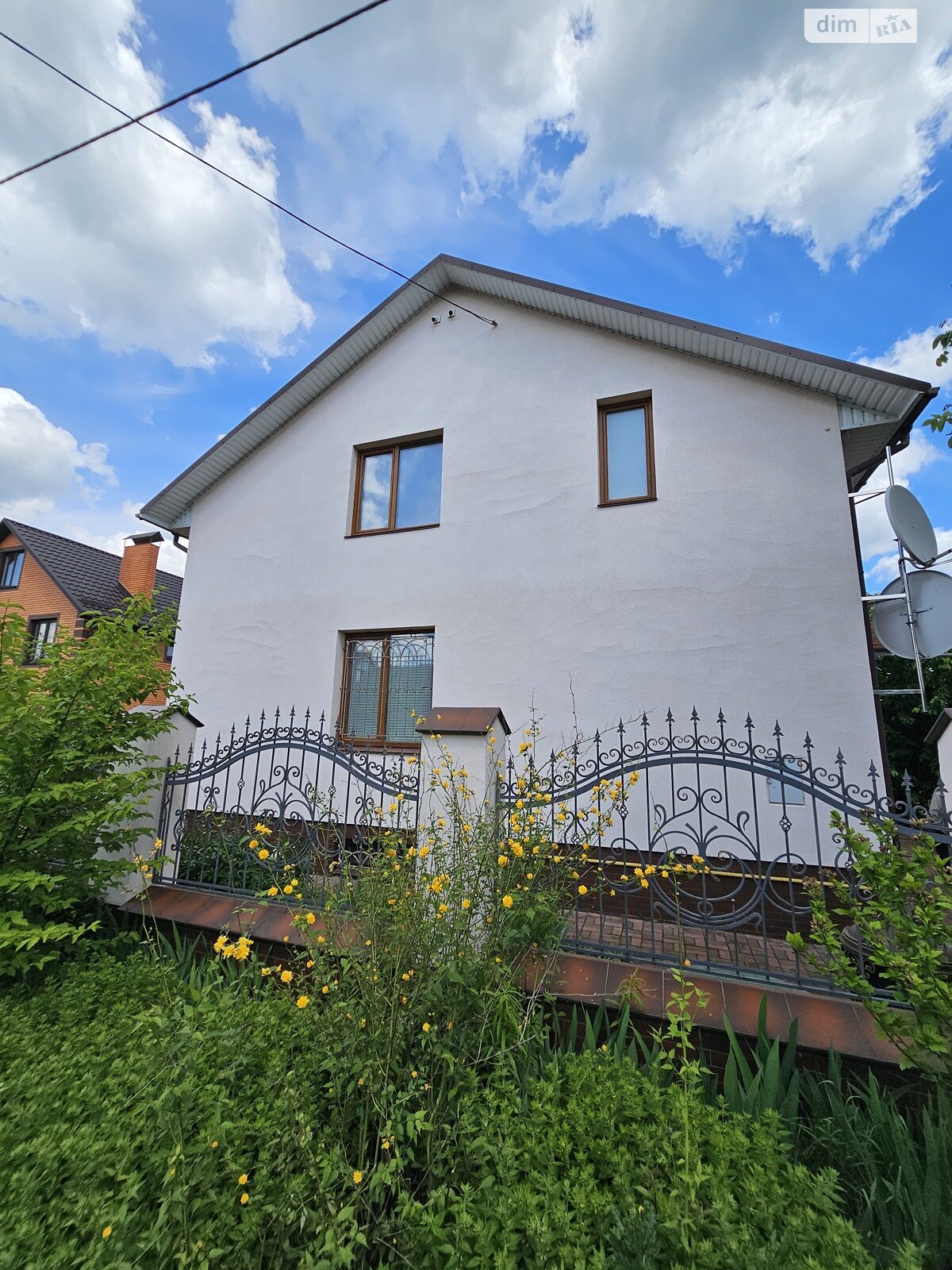 триповерховий будинок з верандою, 236 кв. м, кирпич. Продаж у Зарванцях фото 1