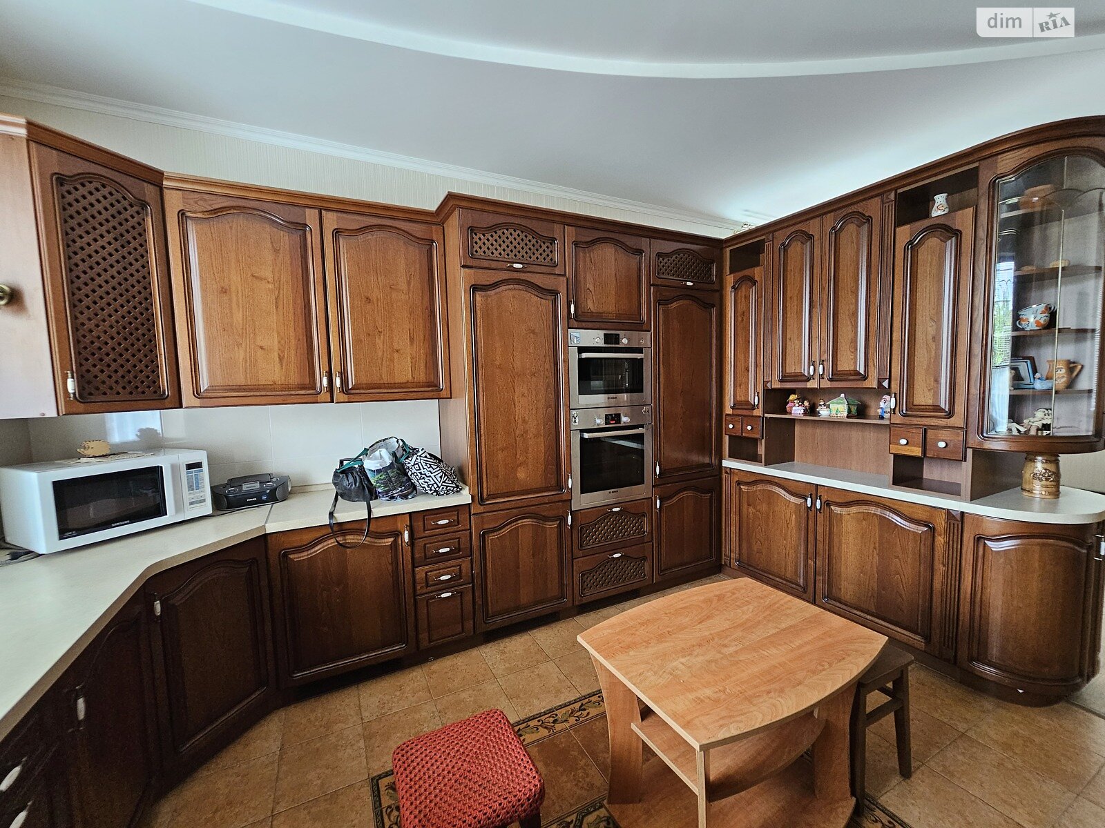 триповерховий будинок з верандою, 236 кв. м, кирпич. Продаж у Зарванцях фото 1
