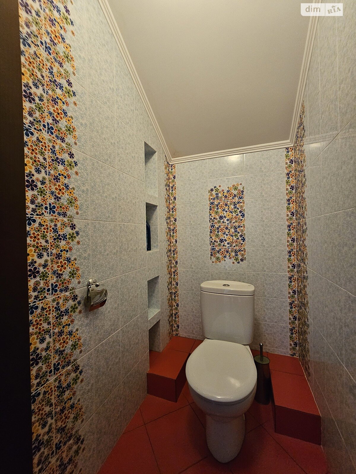 триповерховий будинок з верандою, 236 кв. м, кирпич. Продаж у Зарванцях фото 1 триповерховий будинок з верандою, 236 кв. м, кирпич. Продаж у Зарванцях фото 1