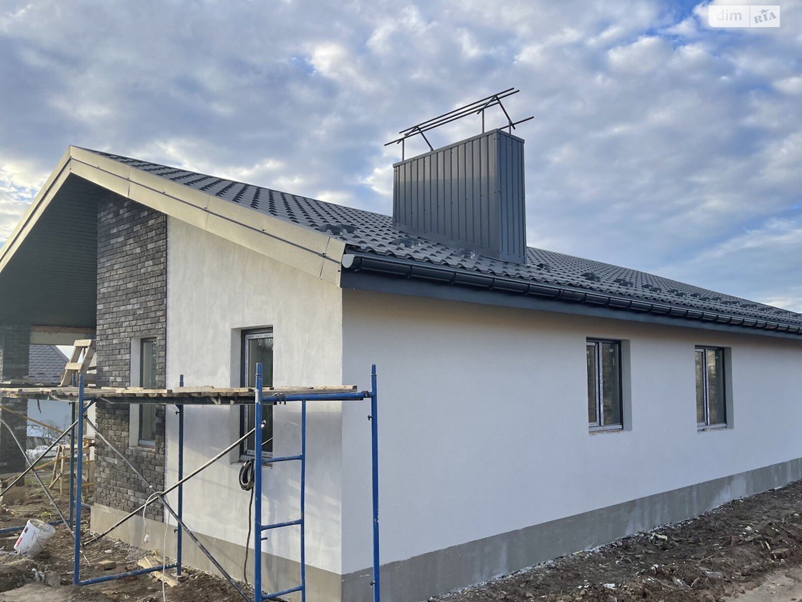 одноэтажный дом, 110 кв. м, кирпич. Продажа в Зарванцах фото 1 одноэтажный дом, 110 кв. м, кирпич. Продажа в Зарванцах фото 1