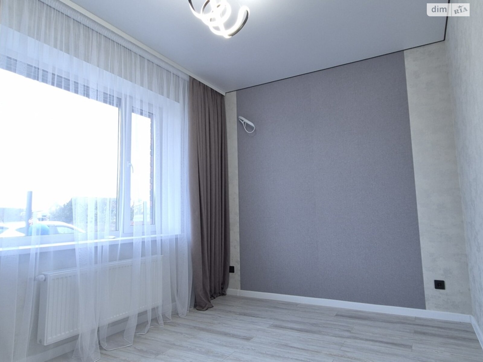 одноэтажный дом с ремонтом, 100 кв. м, кирпич. Продажа в Зарванцах фото 1 одноэтажный дом с ремонтом, 100 кв. м, кирпич. Продажа в Зарванцах фото 1