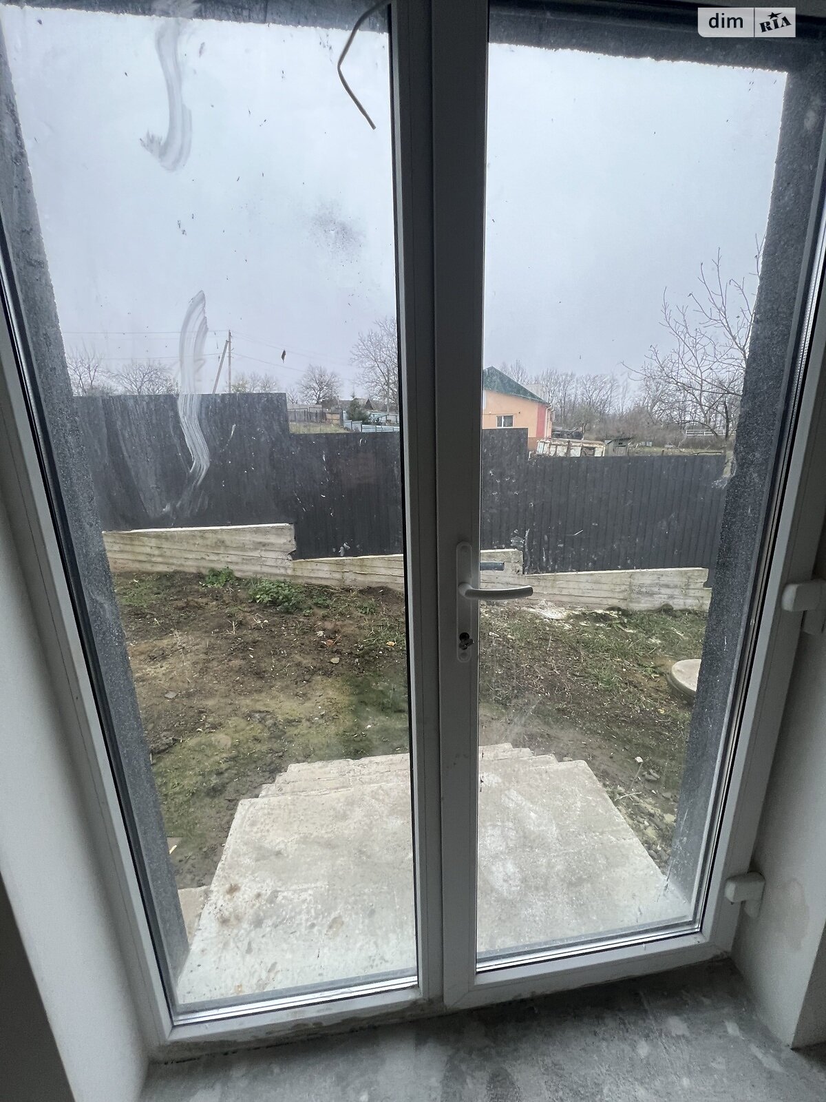 двухэтажный дом с отоплением, 120 кв. м, кирпич. Продажа в Зарванцах фото 1