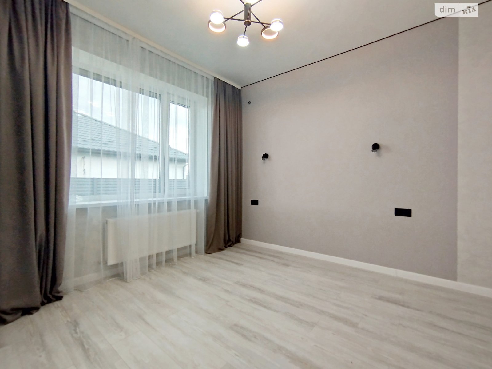 одноэтажный дом с верандой, 105 кв. м, кирпич. Продажа в Зарванцах фото 1 одноэтажный дом с верандой, 105 кв. м, кирпич. Продажа в Зарванцах фото 1