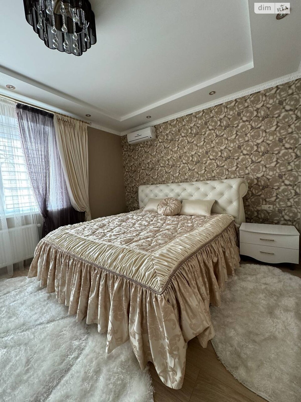 двухэтажный дом беседка, 250 кв. м, кирпич. Продажа в Зарванцах фото 1 двухэтажный дом беседка, 250 кв. м, кирпич. Продажа в Зарванцах фото 1