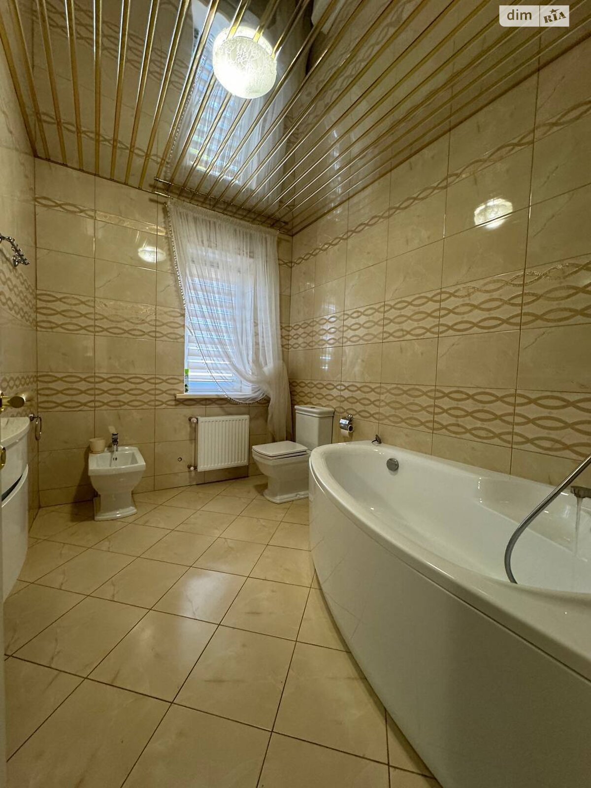 двухэтажный дом беседка, 250 кв. м, кирпич. Продажа в Зарванцах фото 1 двухэтажный дом беседка, 250 кв. м, кирпич. Продажа в Зарванцах фото 1