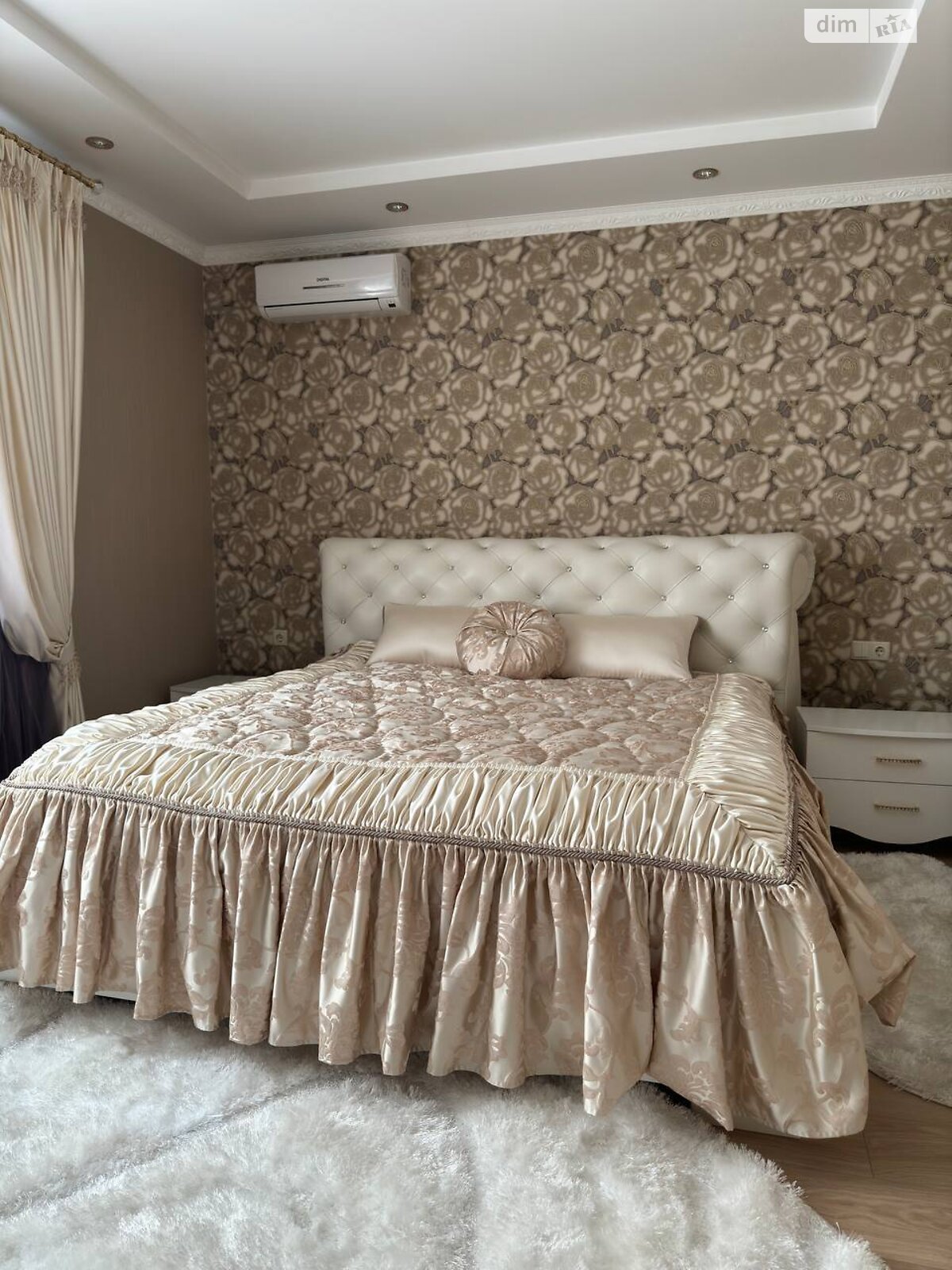 двухэтажный дом беседка, 250 кв. м, кирпич. Продажа в Зарванцах фото 1 двухэтажный дом беседка, 250 кв. м, кирпич. Продажа в Зарванцах фото 1