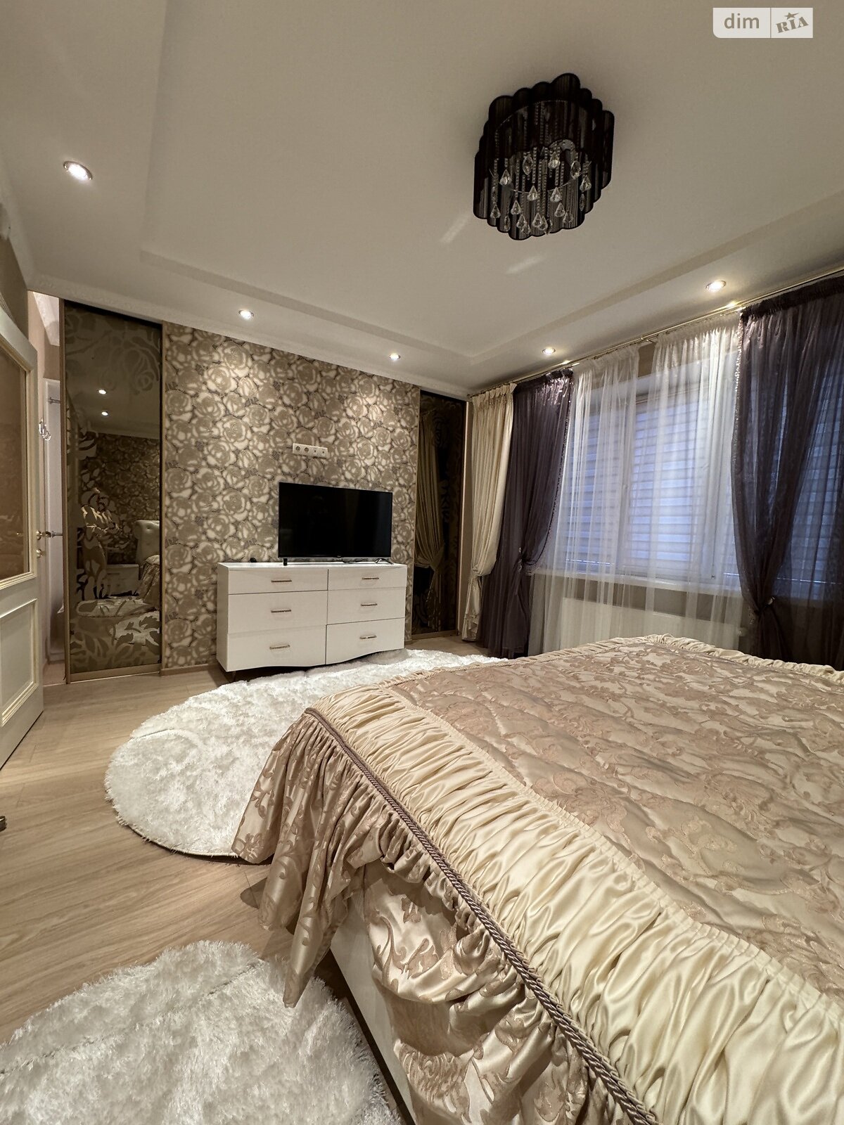 двухэтажный дом беседка, 250 кв. м, кирпич. Продажа в Зарванцах фото 1 двухэтажный дом беседка, 250 кв. м, кирпич. Продажа в Зарванцах фото 1
