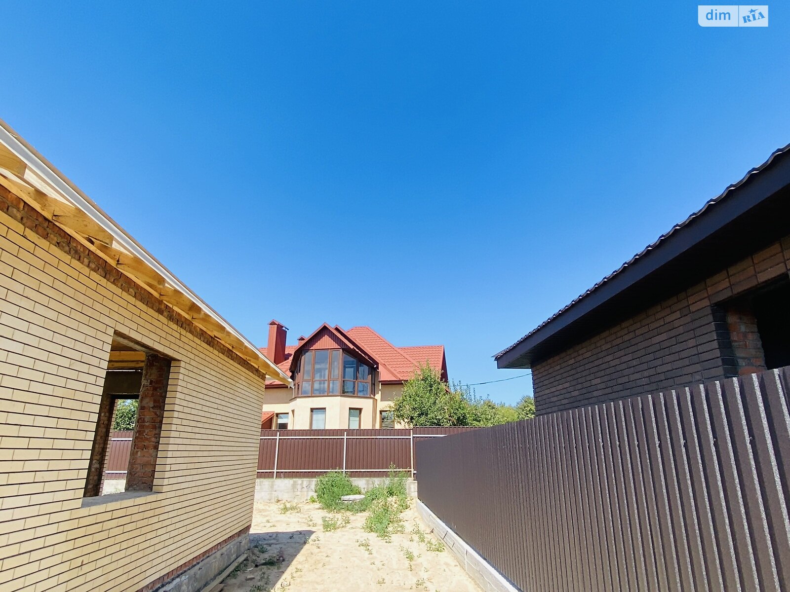 одноэтажный дом, 100 кв. м, кирпич. Продажа в Зарванцах фото 1 одноэтажный дом, 100 кв. м, кирпич. Продажа в Зарванцах фото 1