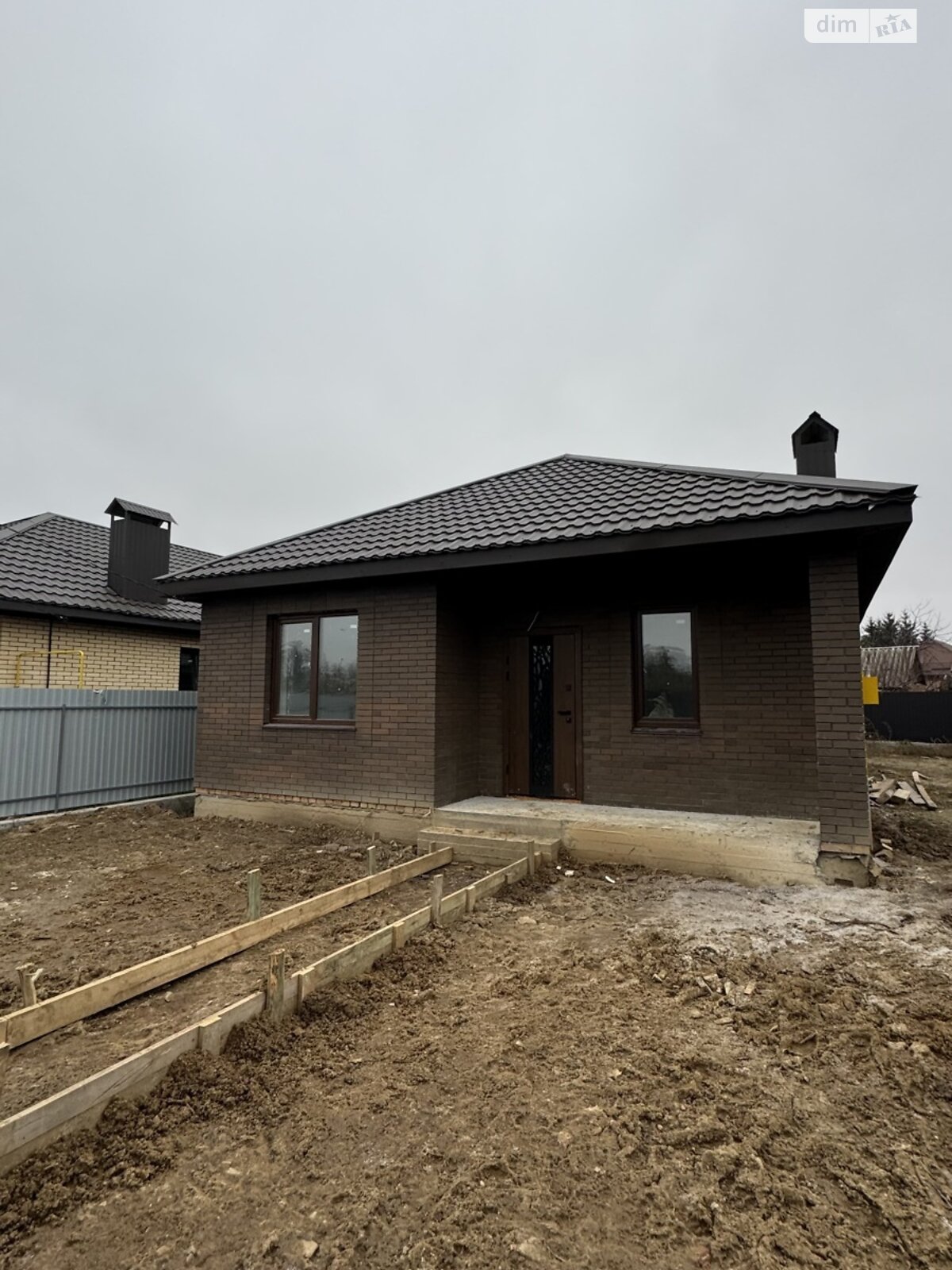 одноэтажный дом, 95 кв. м, кирпич. Продажа в Зарванцах фото 1 одноэтажный дом, 95 кв. м, кирпич. Продажа в Зарванцах фото 1