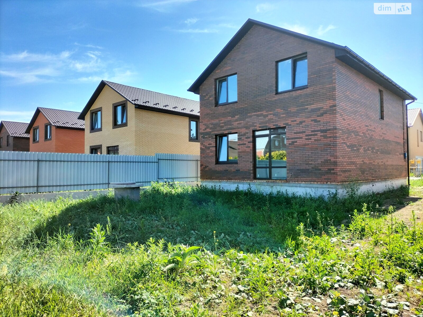 двоповерховий будинок з опаленням, 125 кв. м, цегла. Продаж у Зарванцях фото 1 двоповерховий будинок з опаленням, 125 кв. м, цегла. Продаж у Зарванцях фото 1