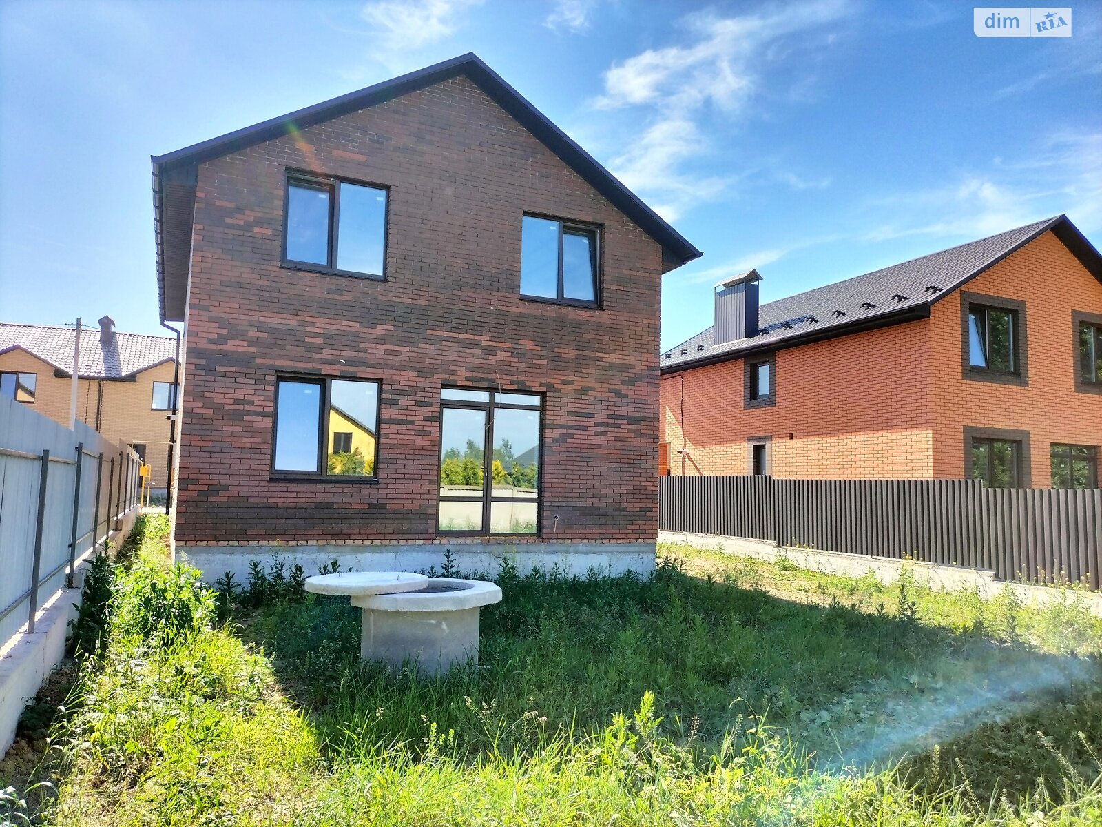 двоповерховий будинок з опаленням, 125 кв. м, цегла. Продаж у Зарванцях фото 1 двоповерховий будинок з опаленням, 125 кв. м, цегла. Продаж у Зарванцях фото 1