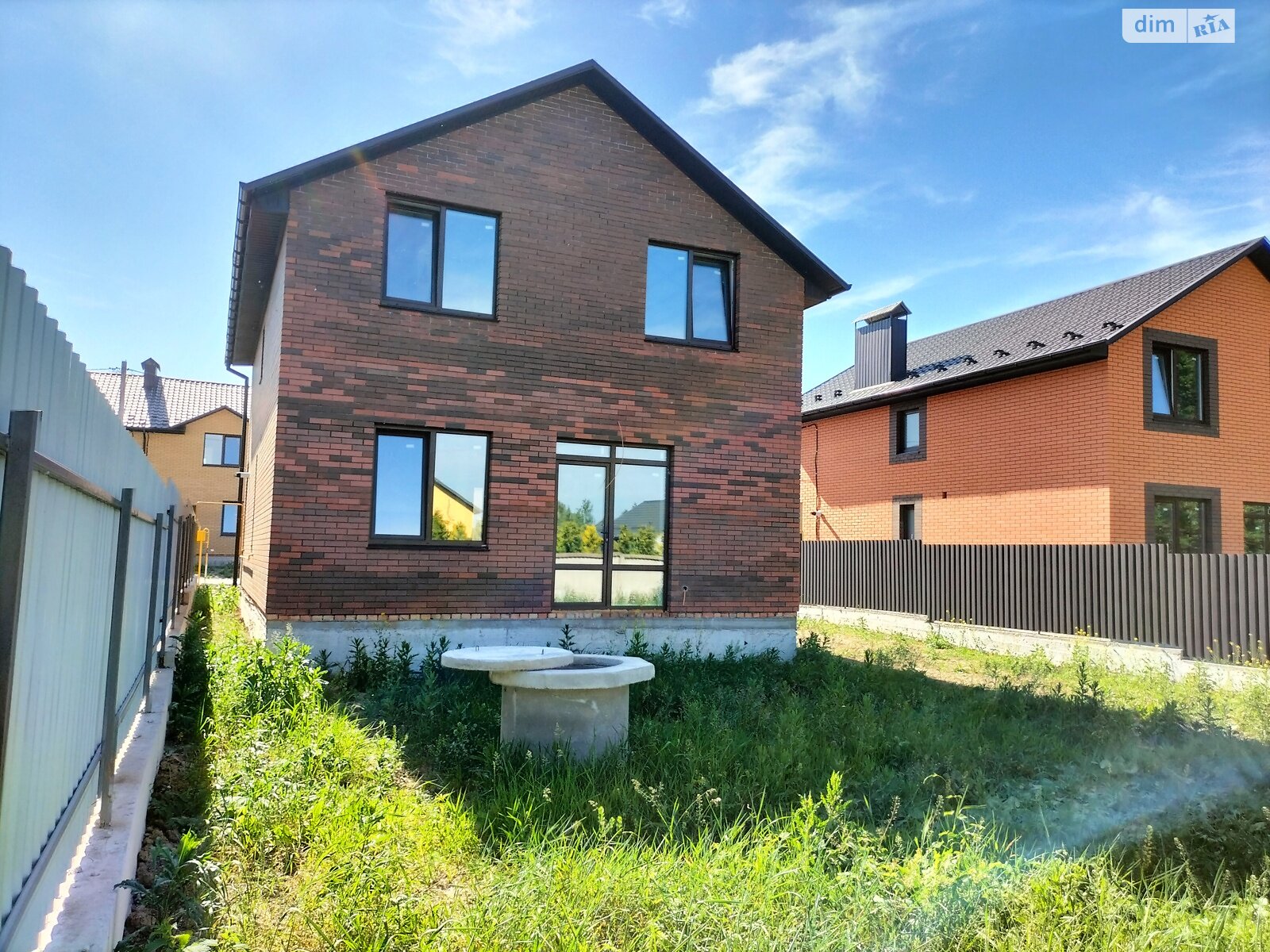 двоповерховий будинок з опаленням, 125 кв. м, цегла. Продаж у Зарванцях фото 1 двоповерховий будинок з опаленням, 125 кв. м, цегла. Продаж у Зарванцях фото 1