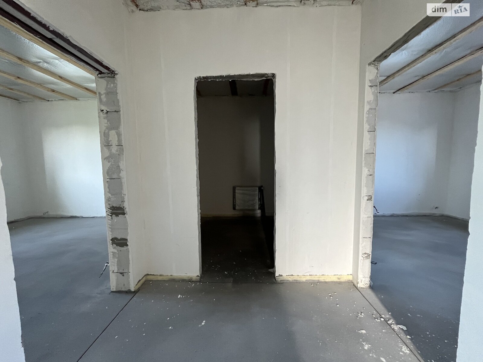 одноэтажный дом, 100 кв. м, кирпич. Продажа в Зарванцах фото 1