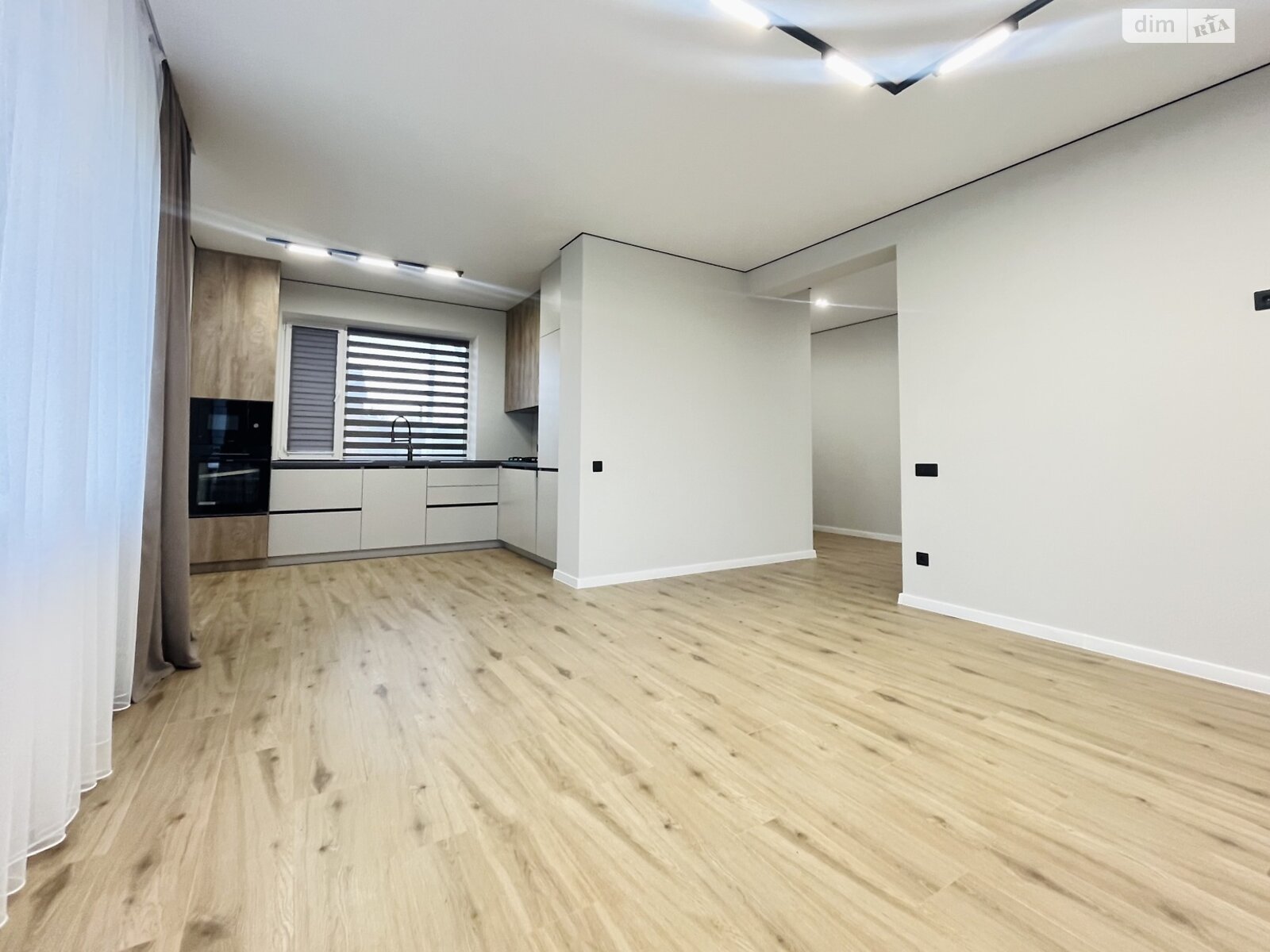 одноэтажный дом с ремонтом, 94 кв. м, кирпич. Продажа в Зарванцах фото 1 одноэтажный дом с ремонтом, 94 кв. м, кирпич. Продажа в Зарванцах фото 1