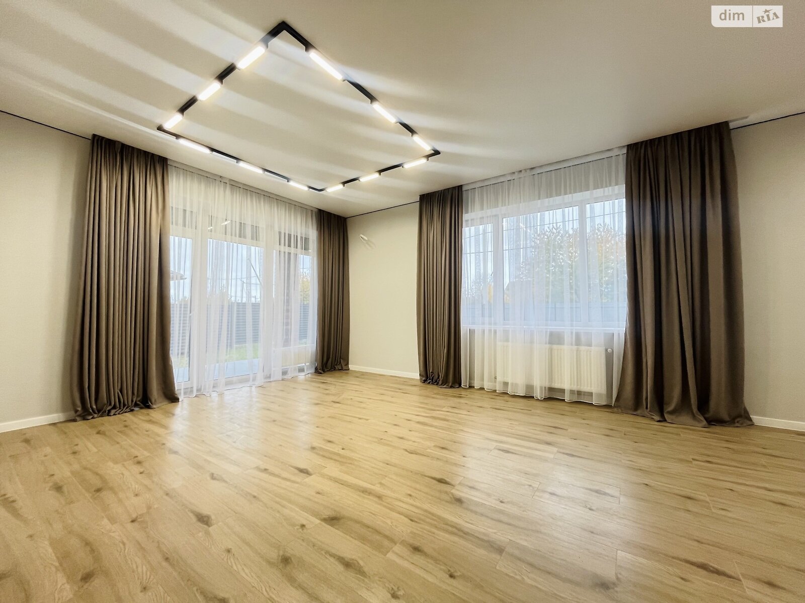 одноэтажный дом с ремонтом, 94 кв. м, кирпич. Продажа в Зарванцах фото 1 одноэтажный дом с ремонтом, 94 кв. м, кирпич. Продажа в Зарванцах фото 1