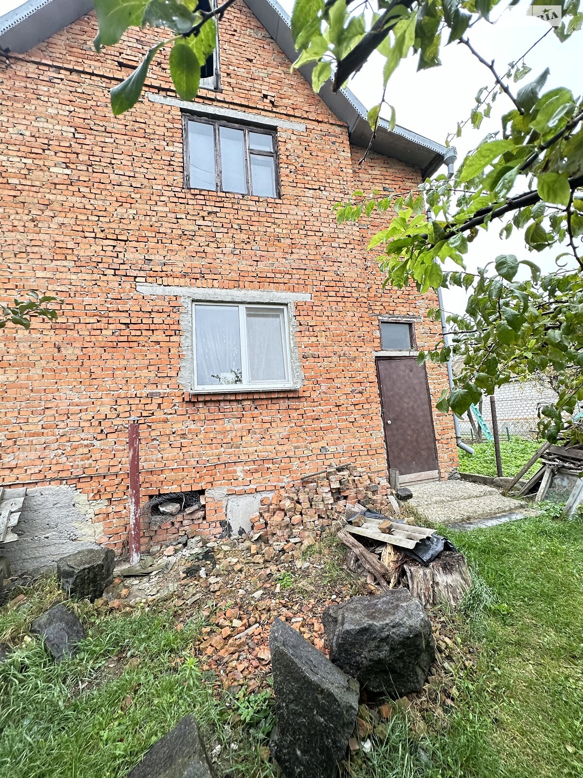 двоповерховий будинок, 200 кв. м, цегла. Продаж у Зарванцях фото 1 двоповерховий будинок, 200 кв. м, цегла. Продаж у Зарванцях фото 1