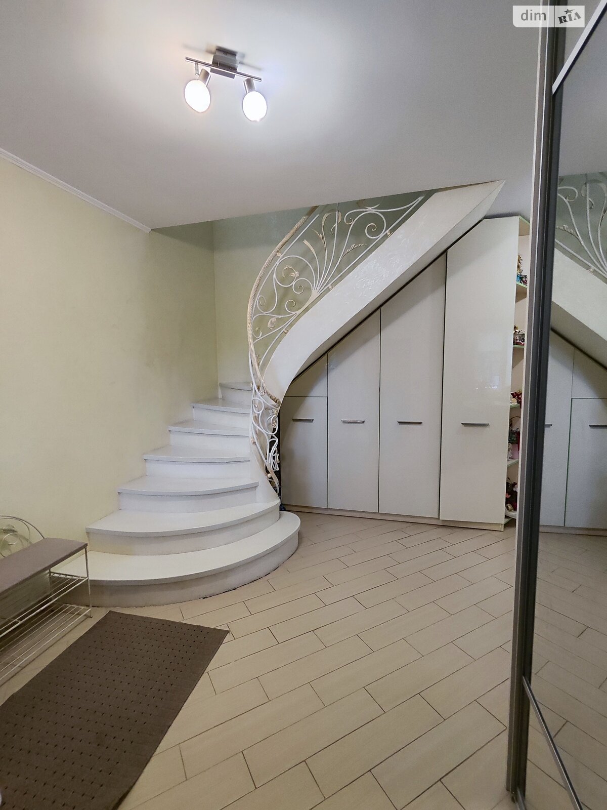 двоповерховий будинок бесідка, 200 кв. м, кирпич. Продаж у Зарванцях фото 1 двоповерховий будинок бесідка, 200 кв. м, кирпич. Продаж у Зарванцях фото 1