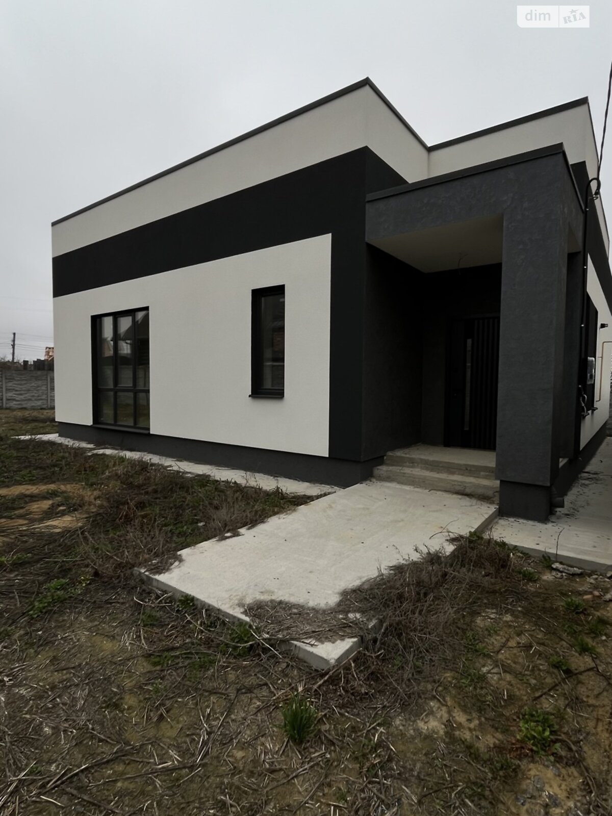 одноэтажный дом, 126 кв. м, кирпич. Продажа в Зарванцах фото 1 одноэтажный дом, 126 кв. м, кирпич. Продажа в Зарванцах фото 1