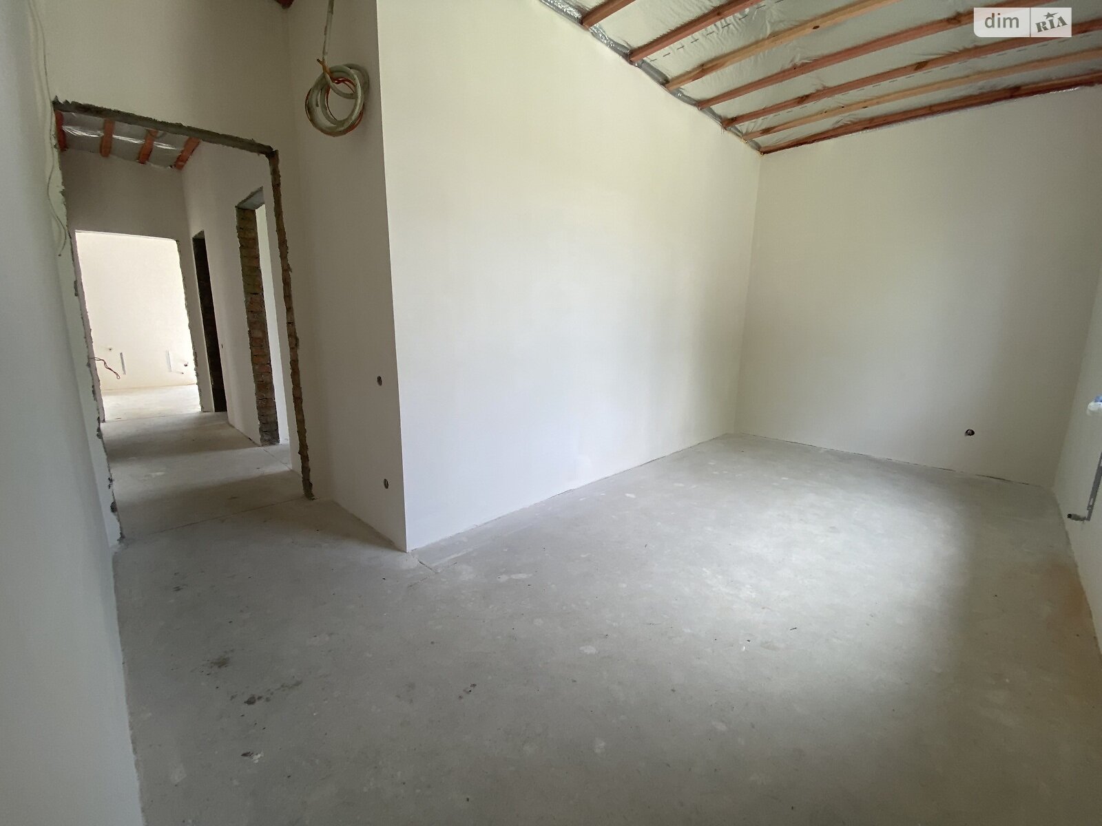 одноэтажный дом, 110 кв. м, кирпич. Продажа в Зарванцах фото 1 одноэтажный дом, 110 кв. м, кирпич. Продажа в Зарванцах фото 1